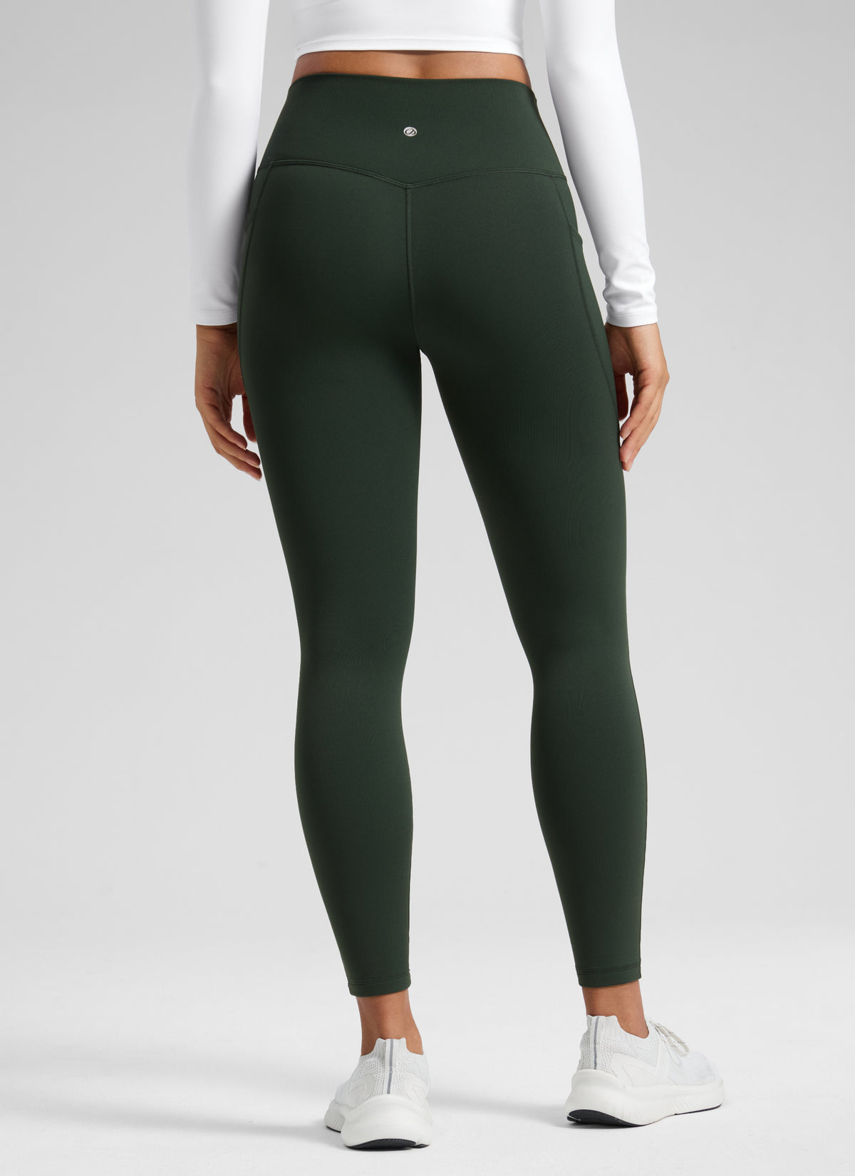 CRZ YOGA Women's Matte Thermal Fleece Lined Winter Pocket Legging 25'' Legend Green @model_info:F