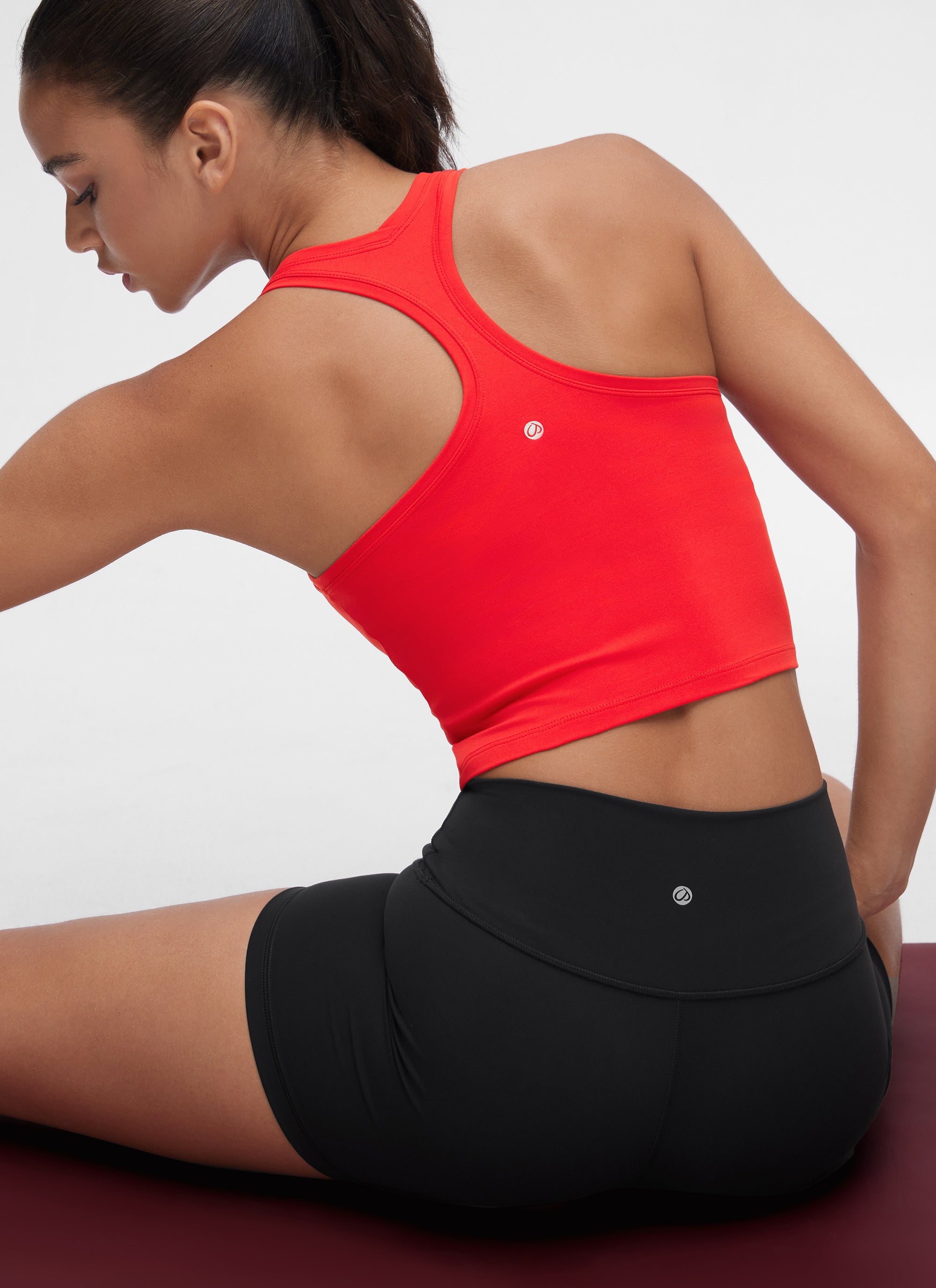 CRZ YOGA Women's Butterluxe Scoop Neck Racerback Cropped Lounge Yoga Tank Deep Red @model_info:Winma
