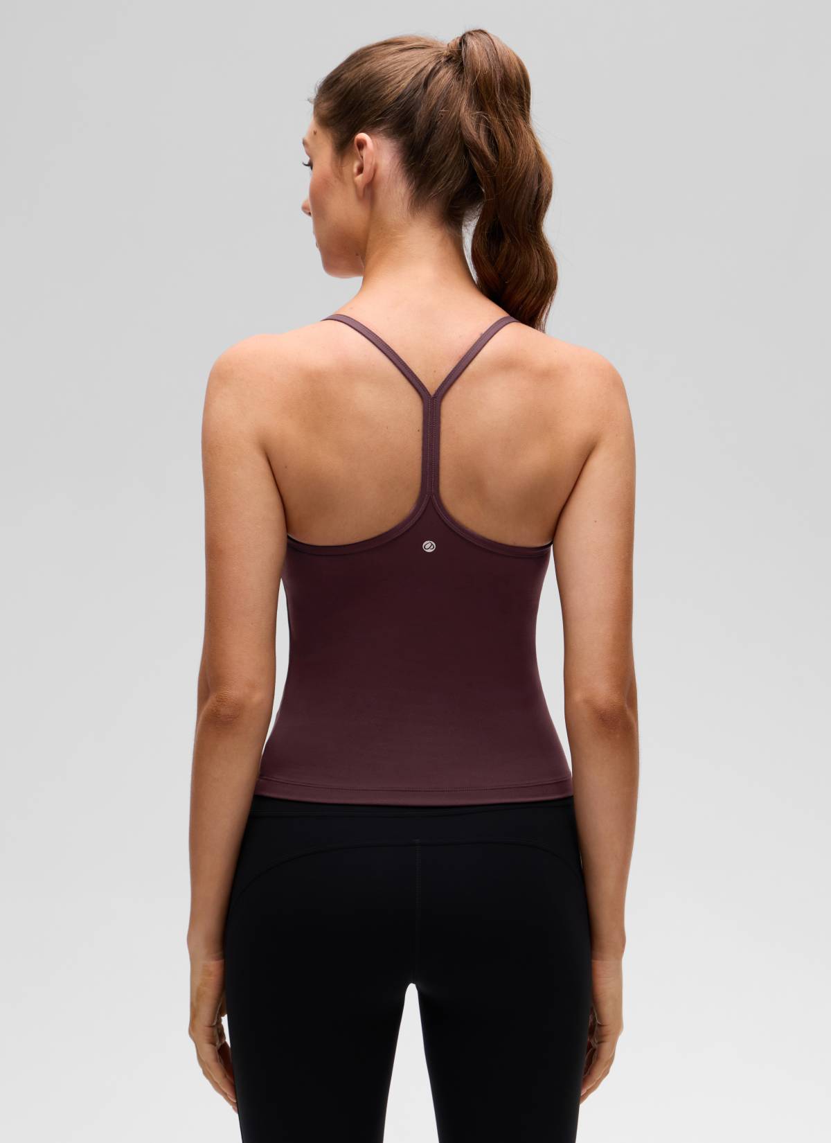 CRZ YOGA Camiseta de tirantes ajustada de yoga con sujetador incorporado Butterluxe para mujer, espalda cruzada en Y, ciruela madura