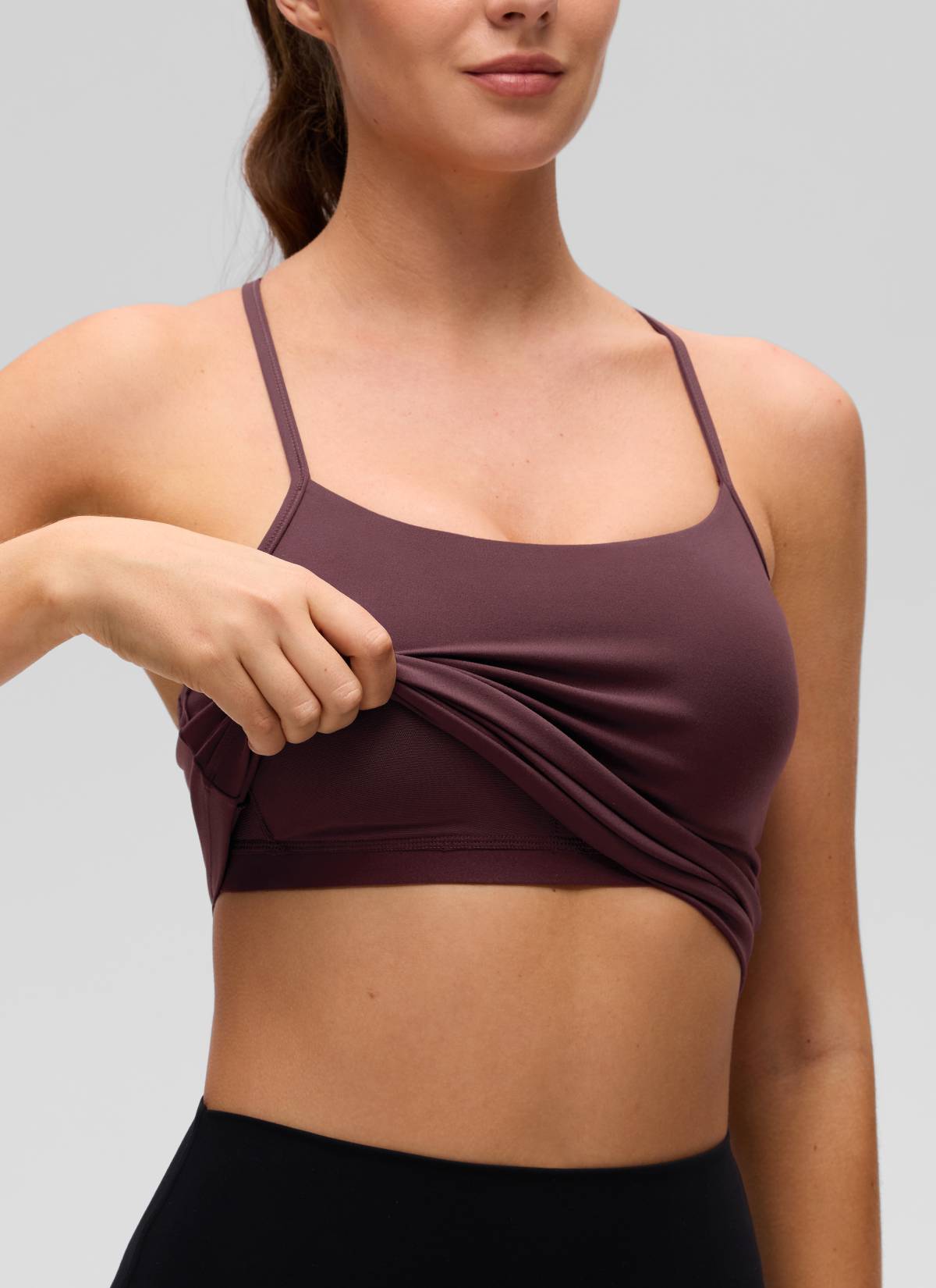 CRZ YOGA Camiseta de tirantes ajustada de yoga con sujetador incorporado Butterluxe para mujer, espalda cruzada en Y, ciruela madura