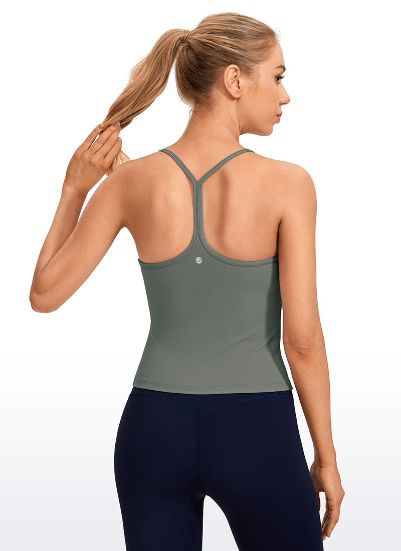 Dámské přiléhavé tílko CRZ YOGA Butterluxe se všitou podprsenkou a Y zády na jógu, šedá šalvěj