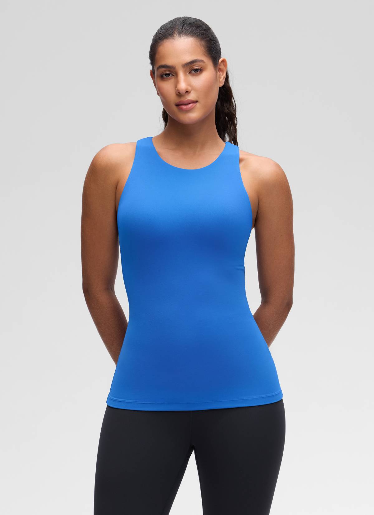 CRZ YOGA Camiseta de yoga de corte ajustado Butterluxe con espalda nadadora y cuello alto para mujer, azul brillante