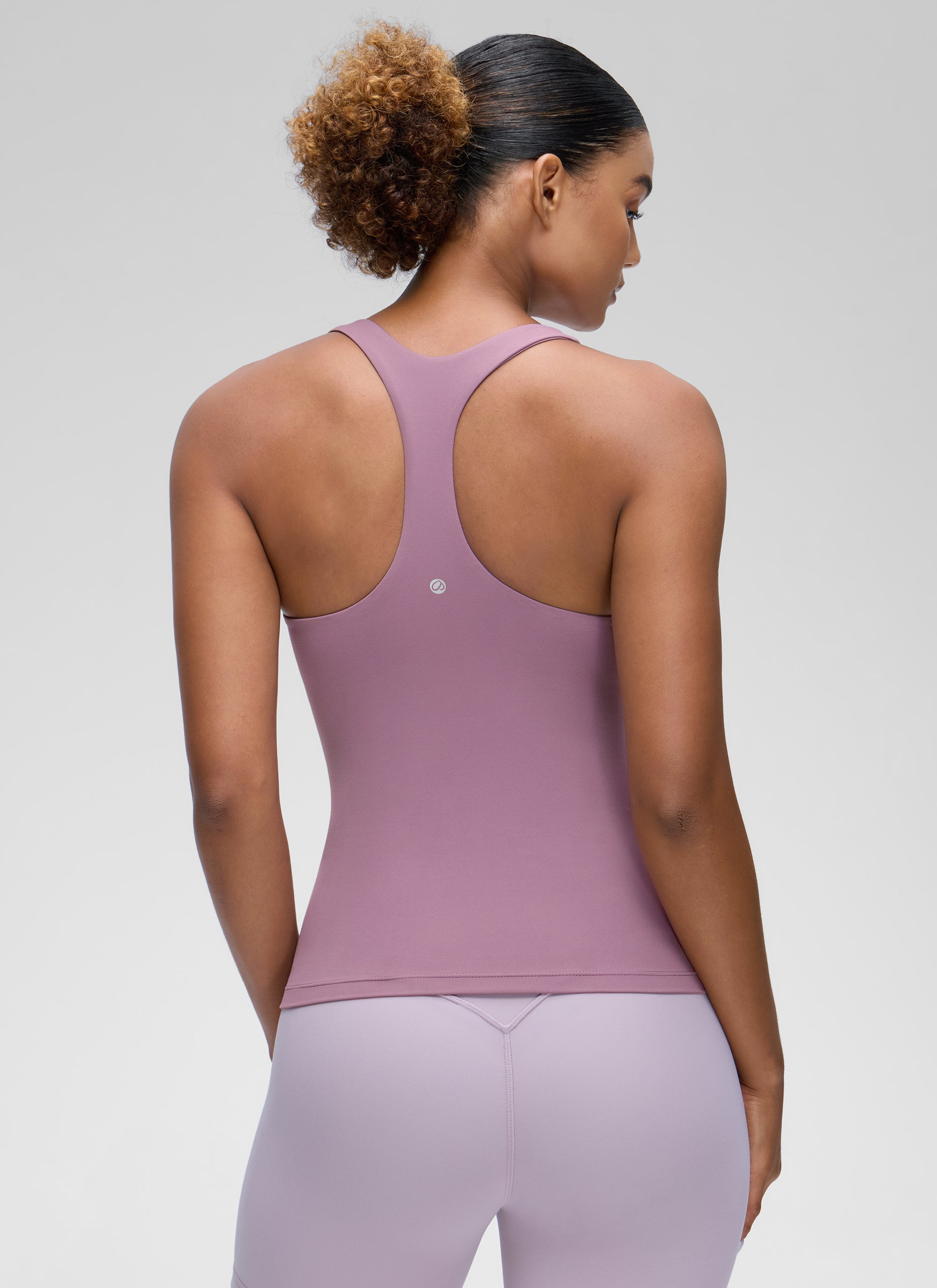 CRZ YOGA Top da Yoga Aderenti da Donna Canotta Butterluxe con Reggiseno Integrato Lavanda Chiaro