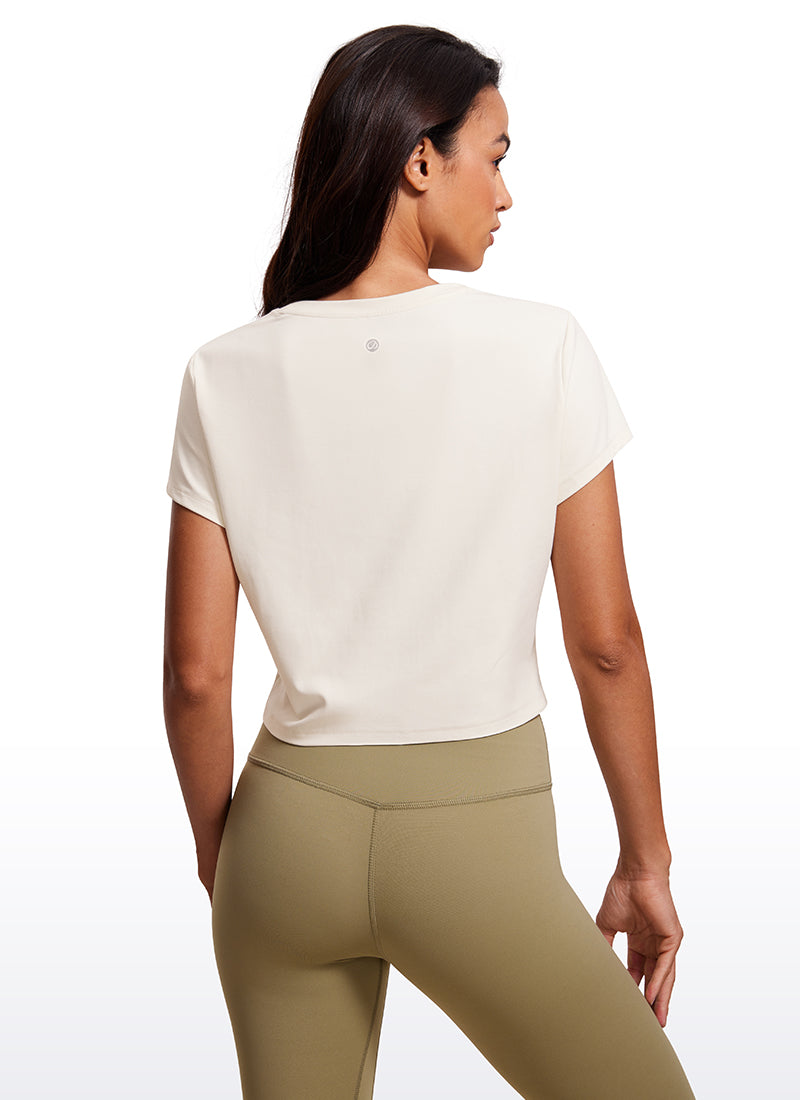 CRZ YOGA Haut de Yoga Coupe Classique pour Femme Butterluxe Manches Courtes Crop Top Blanc Lait