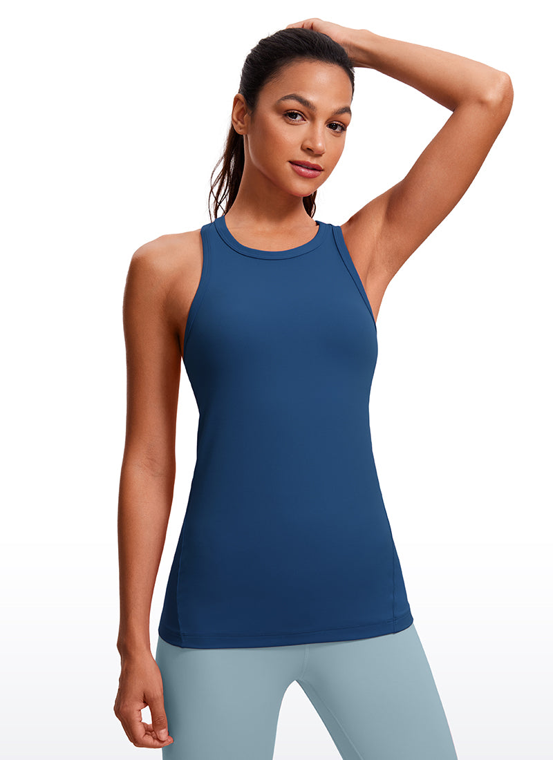 CRZ YOGA Top de yoga de corte entallado Butterluxe con espalda nadadora y cuello alto para mujer Azul marino francés