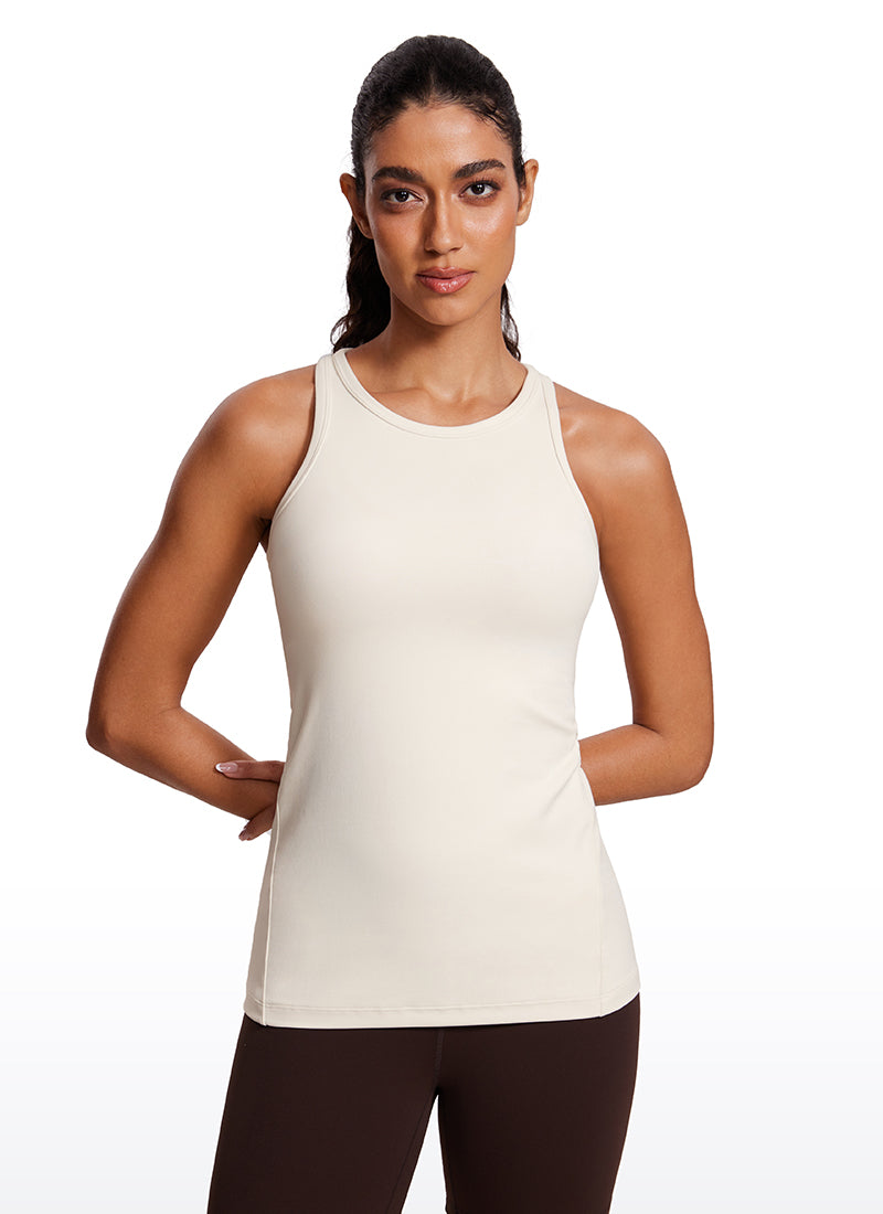 CRZ YOGA Top de yoga de corte entallado Butterluxe con espalda nadadora y cuello alto para mujer Blanco lechoso