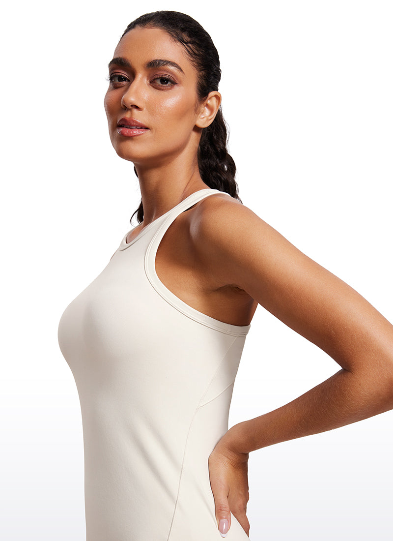 CRZ YOGA Top de yoga de corte entallado Butterluxe con espalda nadadora y cuello alto para mujer Blanco lechoso