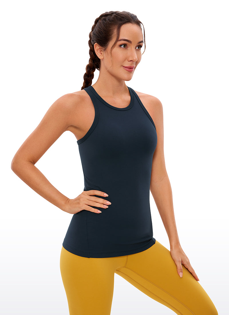 CRZ YOGA Top de yoga de corte entallado Butterluxe con espalda nadadora y cuello alto para mujer Azul marino auténtico