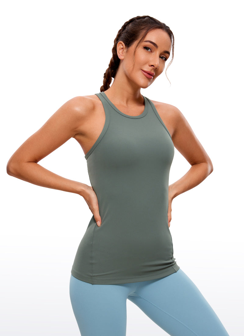 CRZ YOGA Top de corte entallado para yoga para mujer Butterluxe, camiseta sin mangas estilo nadador con cuello alto, verde salvia