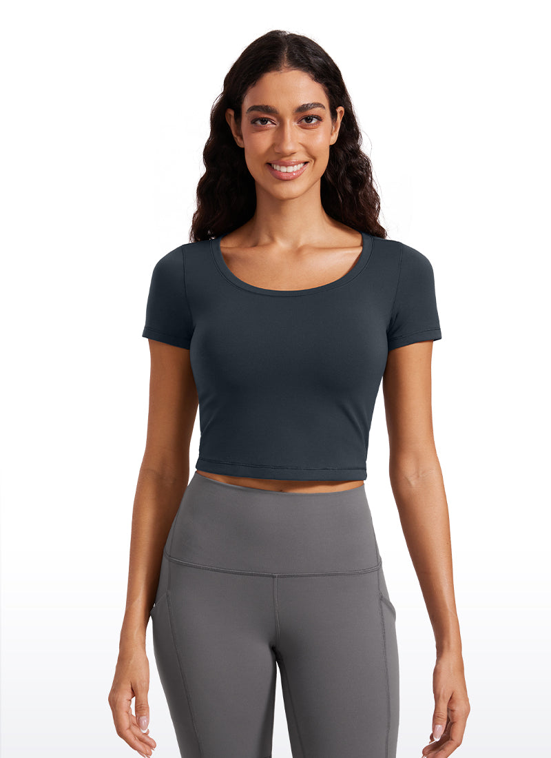 T-shirt crop top à manches courtes et col arrondi coupe slim pour femme CRZYOGA Bleu marine