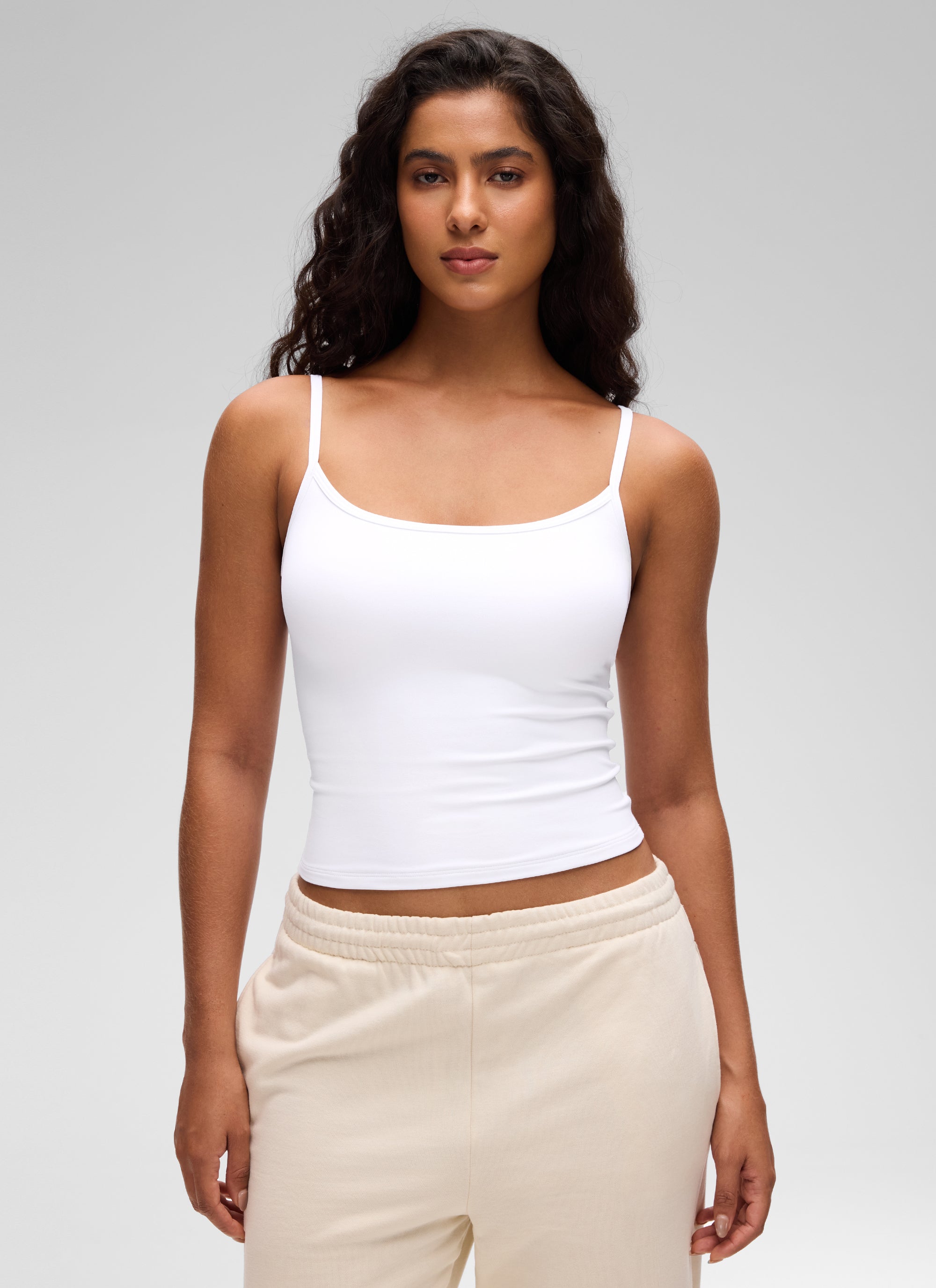 CRZ YOGA Camiseta de tirantes casual de doble forro con cuello redondo y espalda en U Butterluxe para mujer White