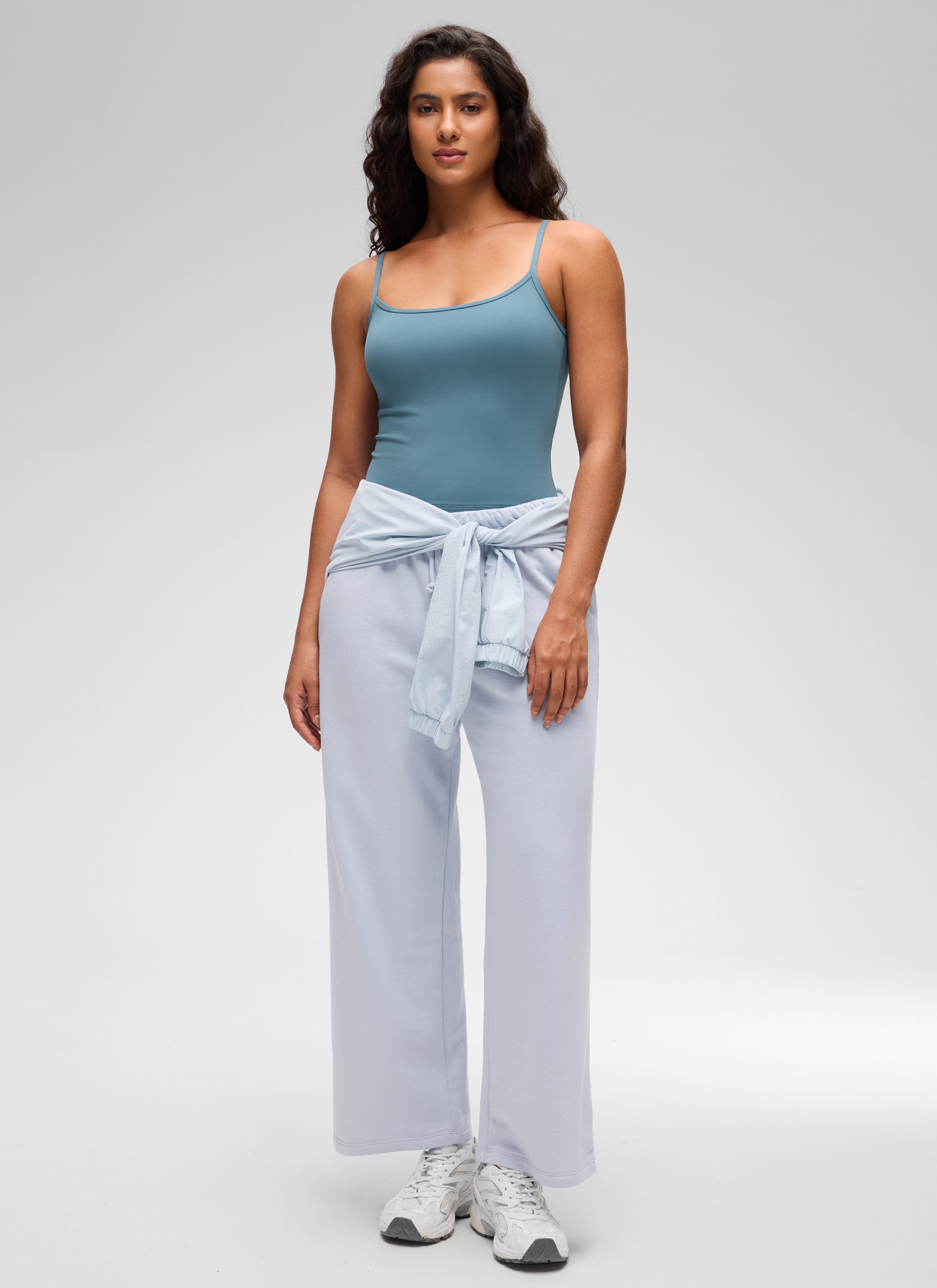 CRZ YOGA Camiseta de tirantes casual de doble forro con cuello redondo y espalda en U Butterluxe para mujer Blue Ashes
