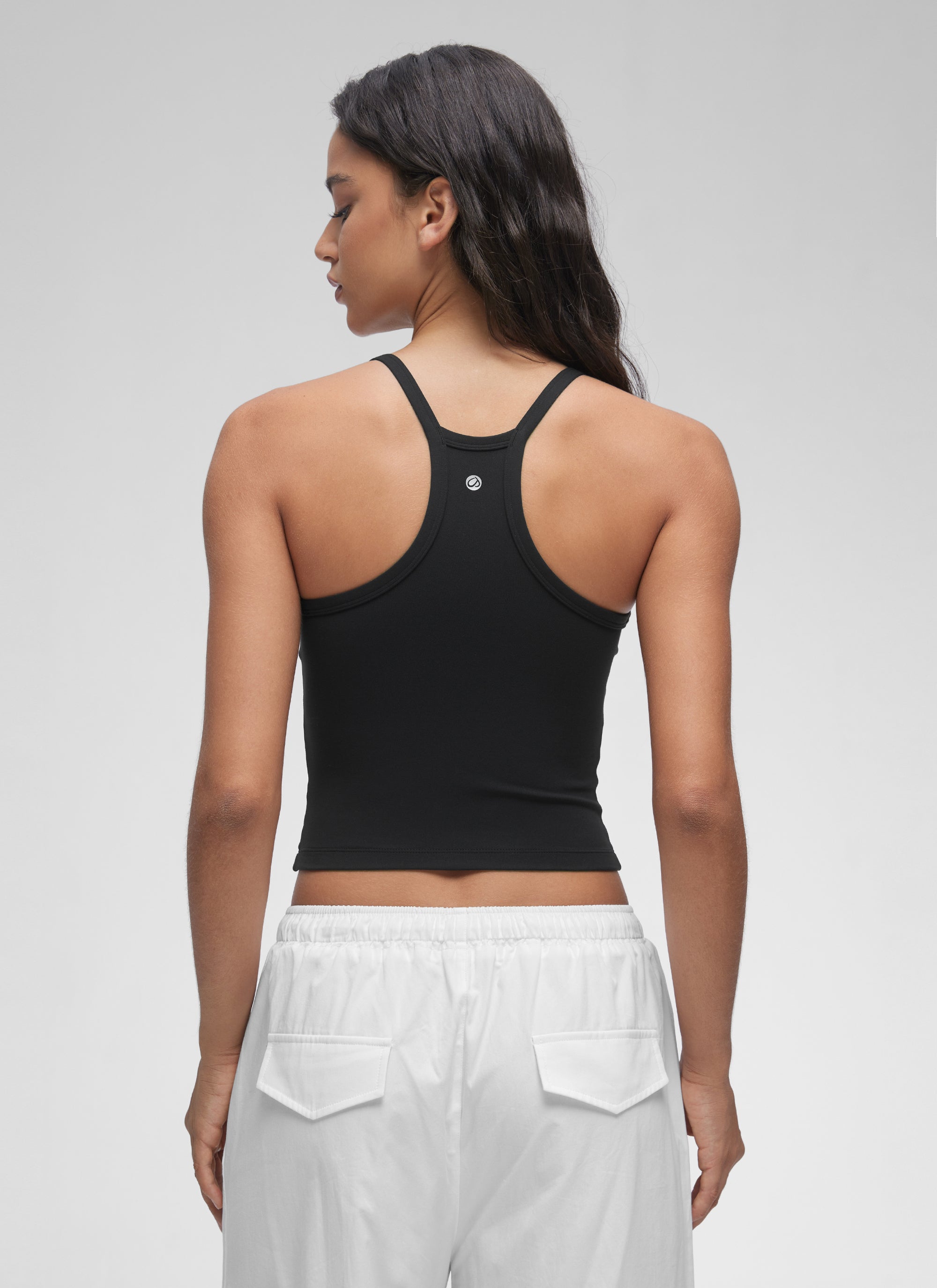 Camiseta de tirantes deportiva de cuello en V con doble forro suave Butterluxe de CRZ YOGA para mujer, negro