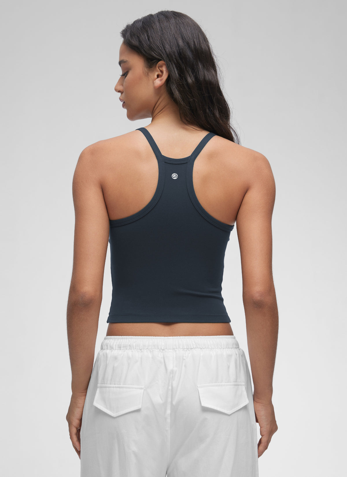 Camisetas de tirantes Butterluxe suaves con doble forro y cuello en V y espalda nadadora para mujer de CRZ YOGA Azul Marino Verdadero @model_info:Winma