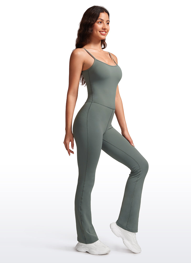 Monos de yoga ajustados con campana y sujetador incorporado para mujer CRZ YOGA, salvia gris