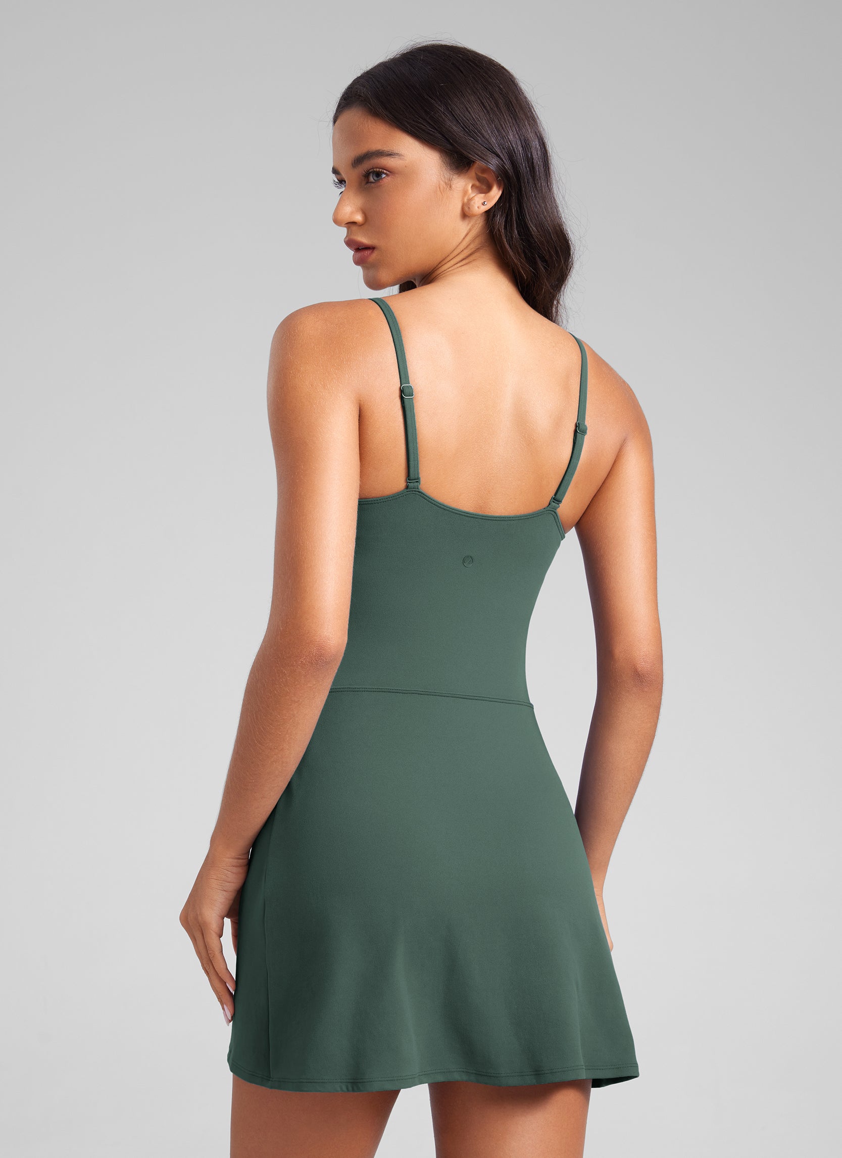 Vestidos de tenis informales y deportivos con tirantes finos Butterluxe de CRZ YOGA Verde Bosque Oscuro