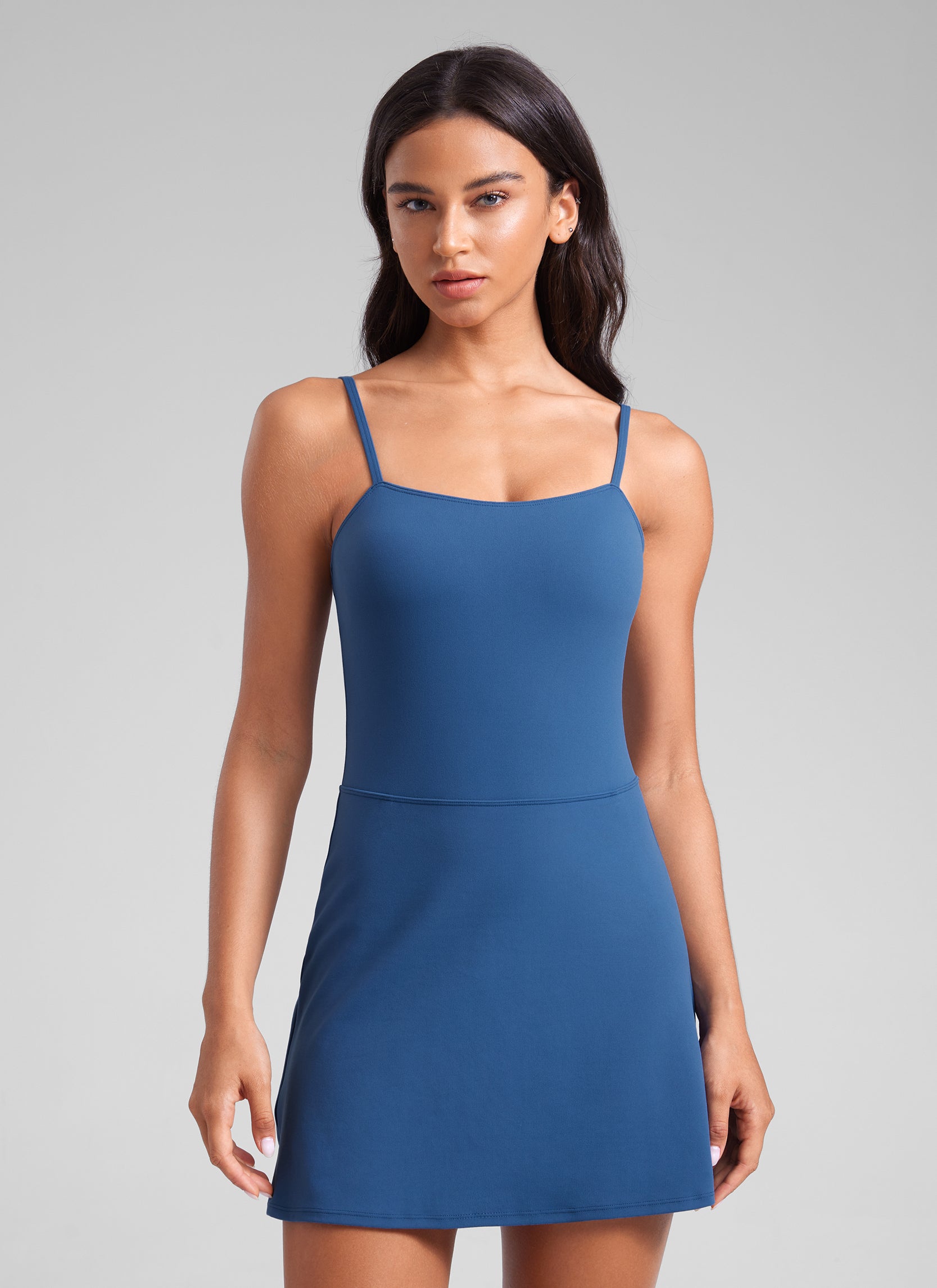 CRZ YOGA Butterluxe Sportliche, lässige Tennis-Kleider mit Spaghettiträgern in Pitch Blue