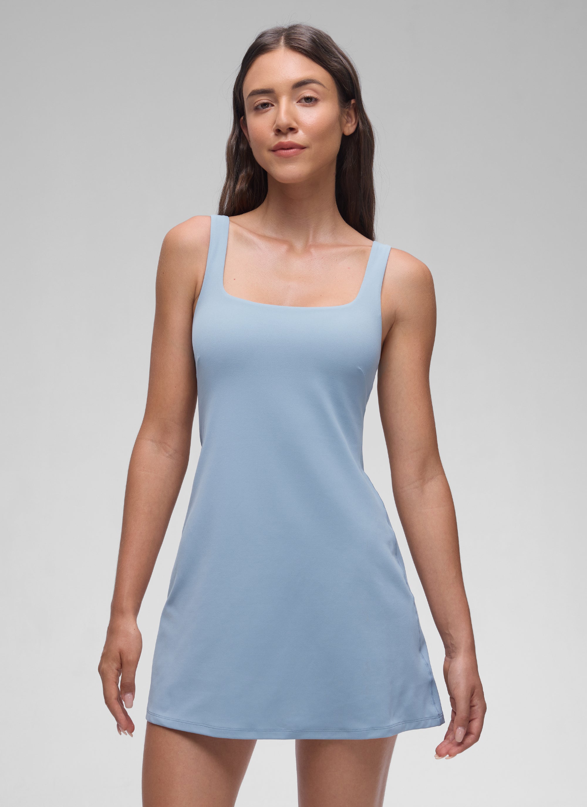 CRZ YOGA Damen- Butterluxe -Tennis-Kleider mit quadratischem Ausschnitt, integrierter BH-Einlage und A-Linien-Schnitt, Cambric-Blau