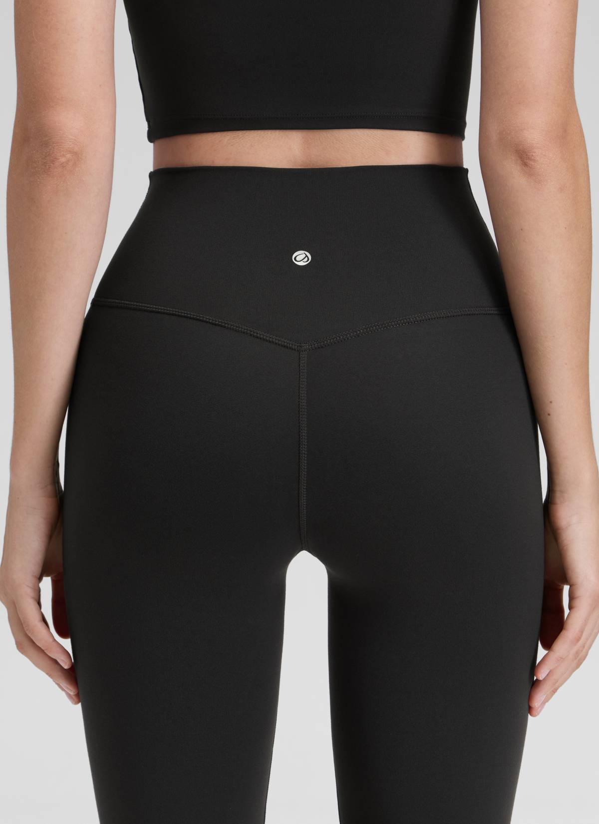 CRZ YOGA Damen- Butterluxe -V-Crossover-Leggings mit hoher Taille und ausgestelltem Bein 31
