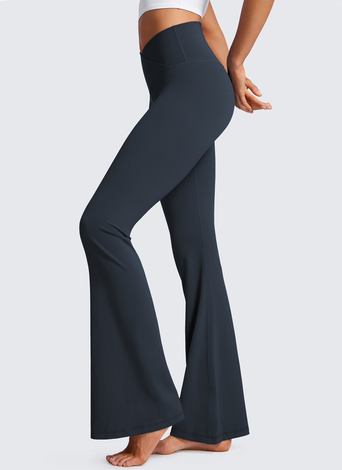 Butterluxe Crossover -leveälahkeiset leggingsit 84 cm