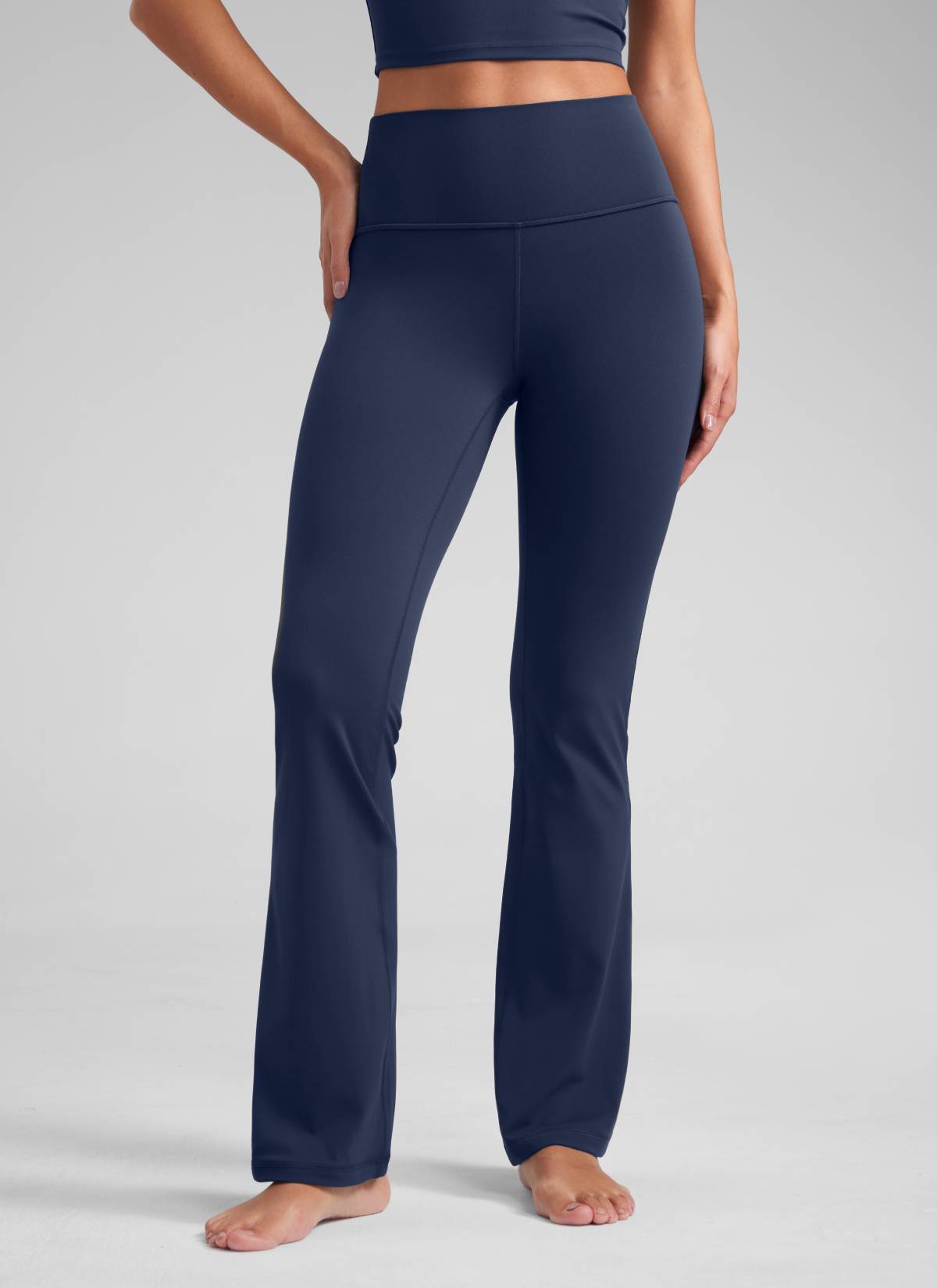 CRZ YOGA: Mallas de mujer « Butterluxe », de cintura alta, con pernera acampanada y corte bootcut, talla 32