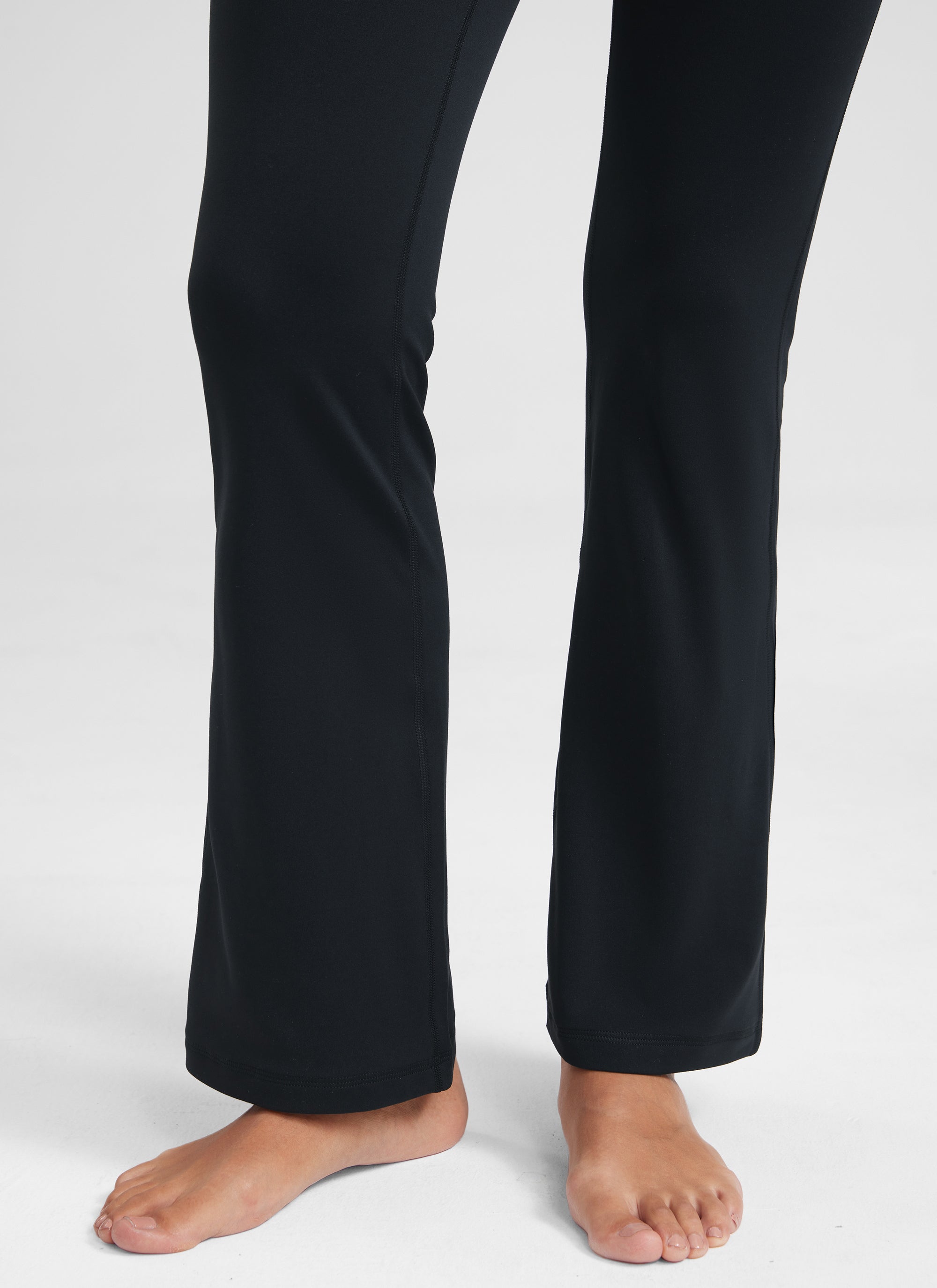 CRZ YOGA Leggings Donna a Vita Alta da Yoga Butterluxe a Zampa con Tasche 74 cm