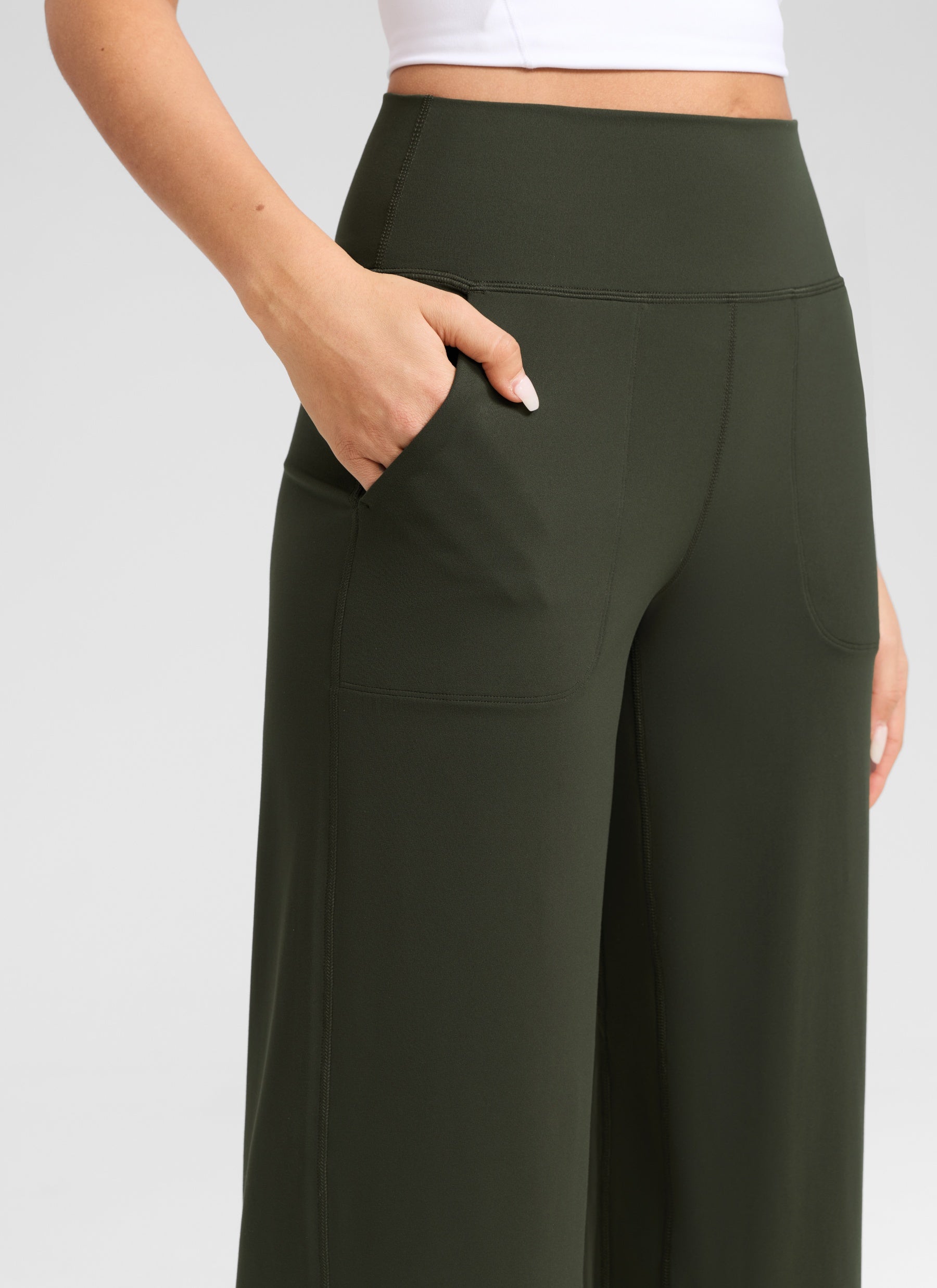 CRZ YOGA Dames Butterlift Broek met wijde pijpen en hoge taille met zakken Olijfgroen