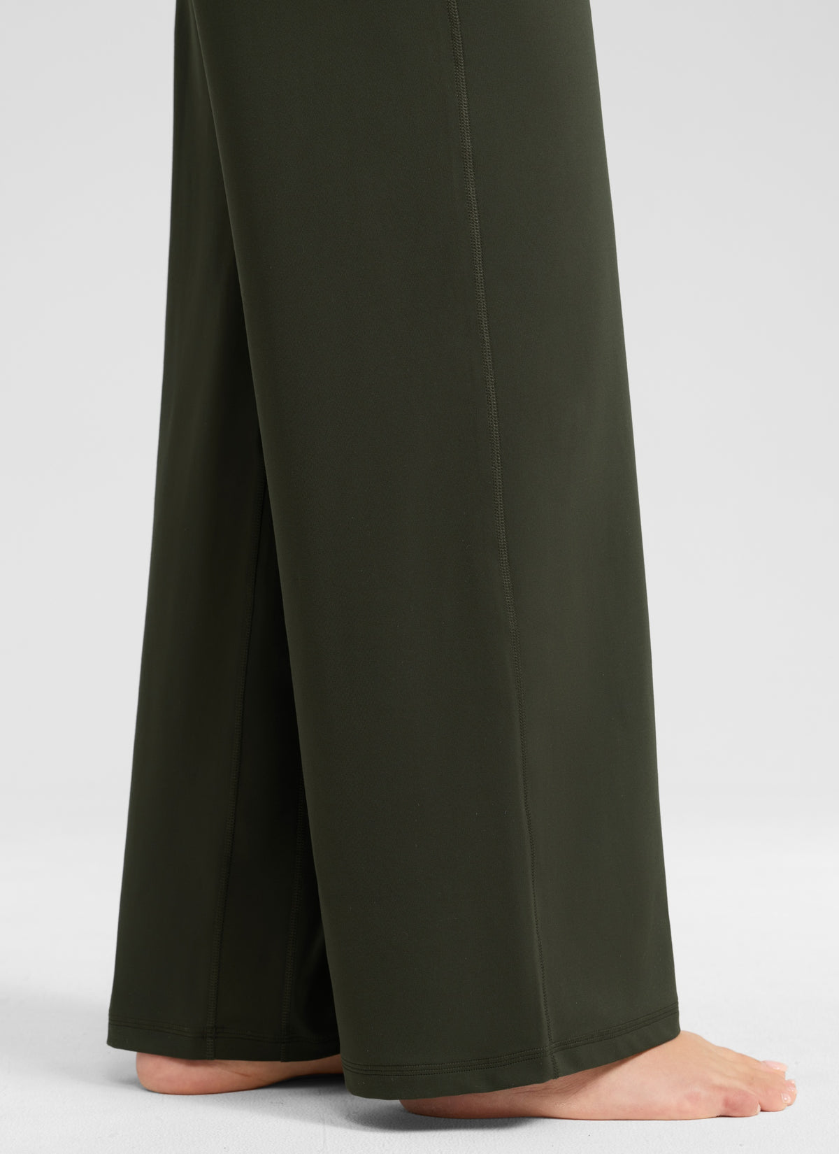 CRZ YOGA Naisten Butterlift-korkeavyötäröiset leveät housut taskuilla Olive Green @model_info:Anano