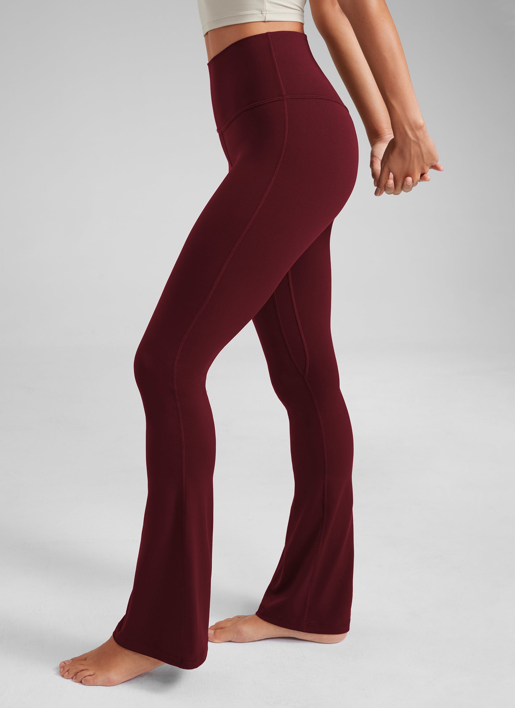 CRZ YOGA Damen Butterluxe  Mini-Leggings mit ausgestelltem Bein, hoher Taille und Taschen, Größe 32