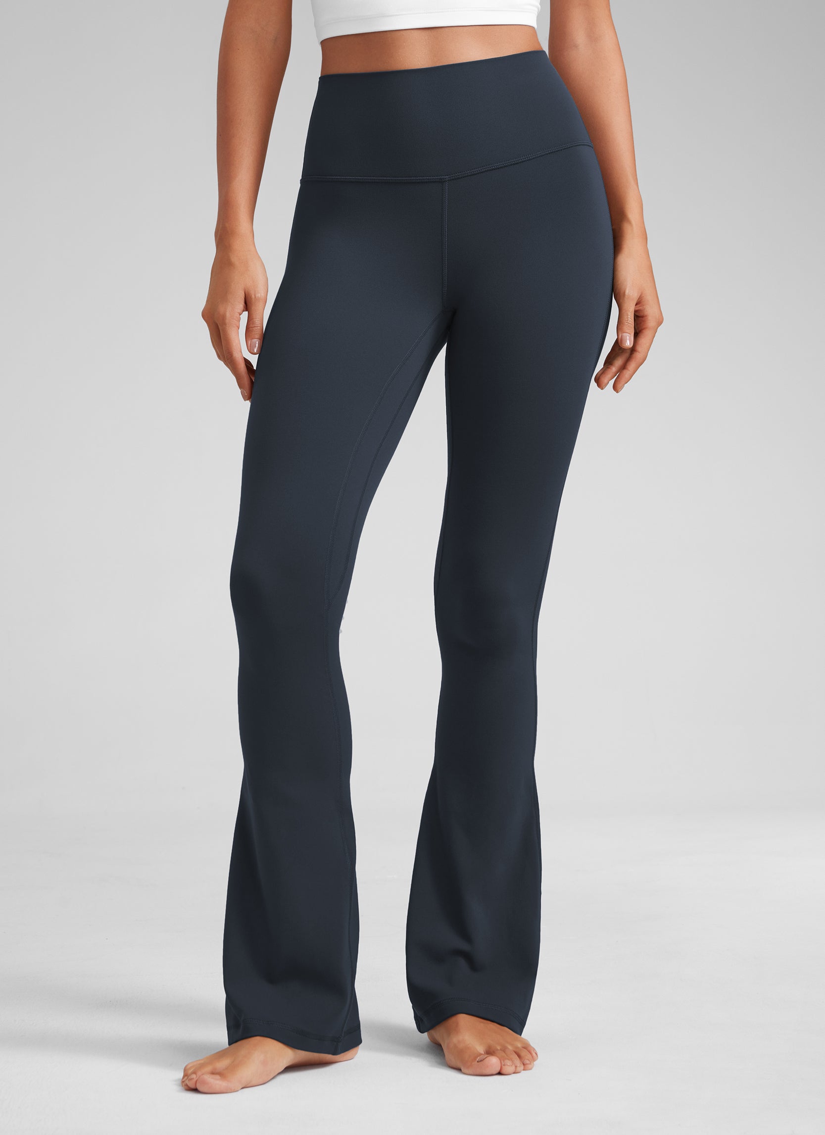 CRZ YOGA Damen Butterluxe  Mini-Leggings mit ausgestelltem Bein, hoher Taille und Taschen, Größe 32