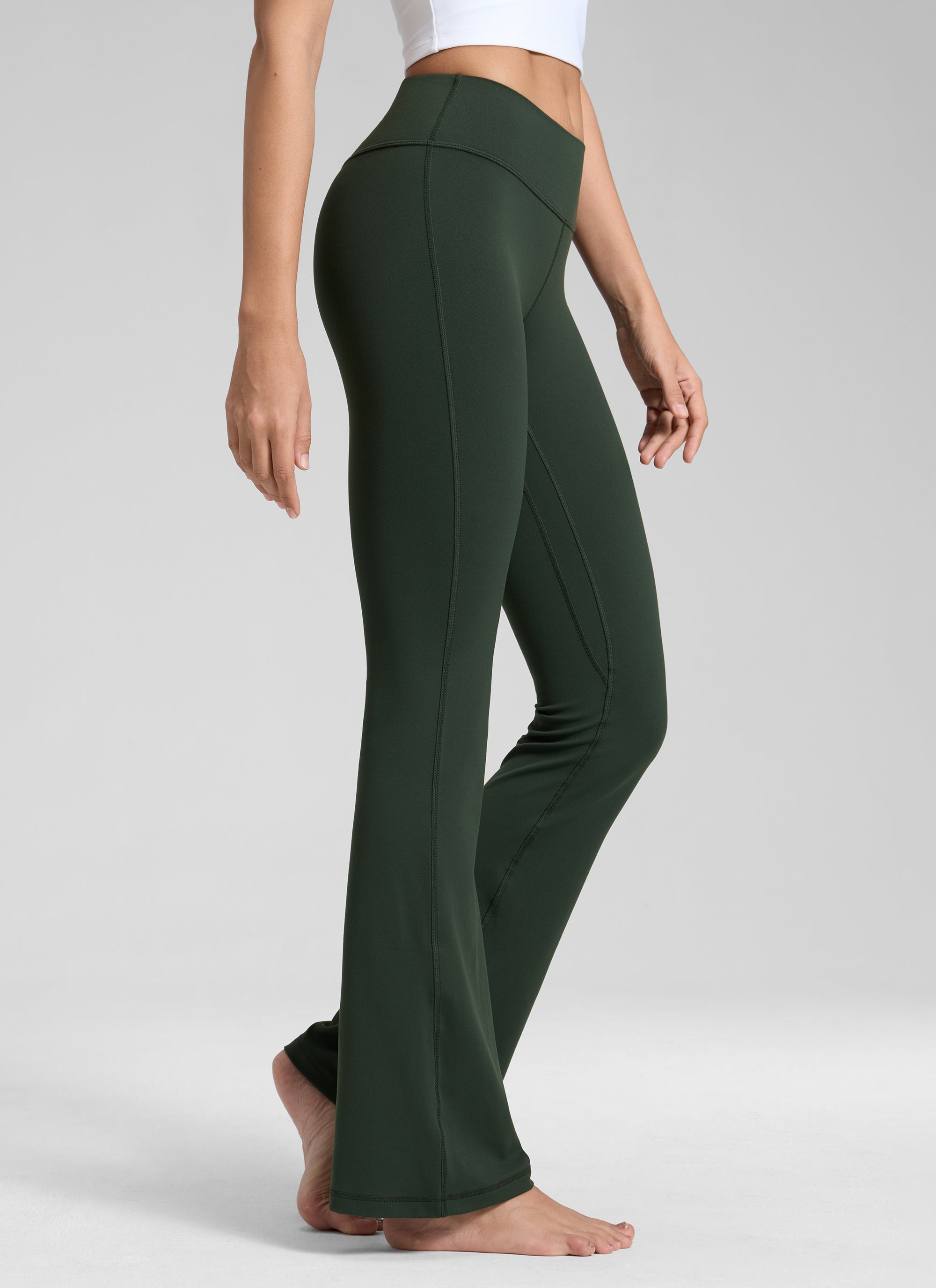 CRZ YOGA Damen- Butterluxe -Leggings mit niedriger Leibhöhe und ausgestelltem Bein, Größe 32