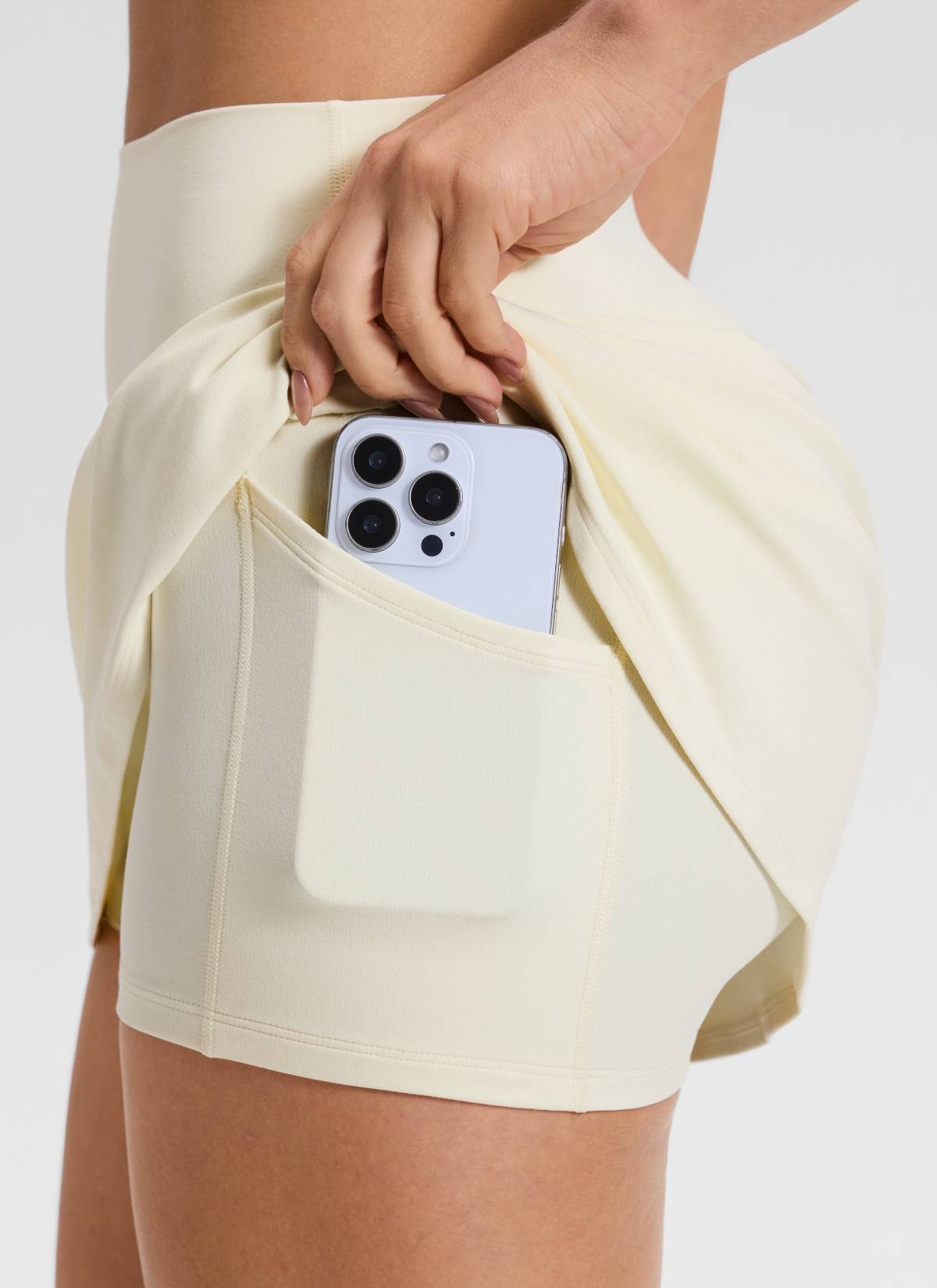 CRZ YOGA Damen-Tennisröcke „ Butterluxe “ mit hoher Taille, 14,5 Zoll, mit Tasche, Farbe: Gloam Yellow Light