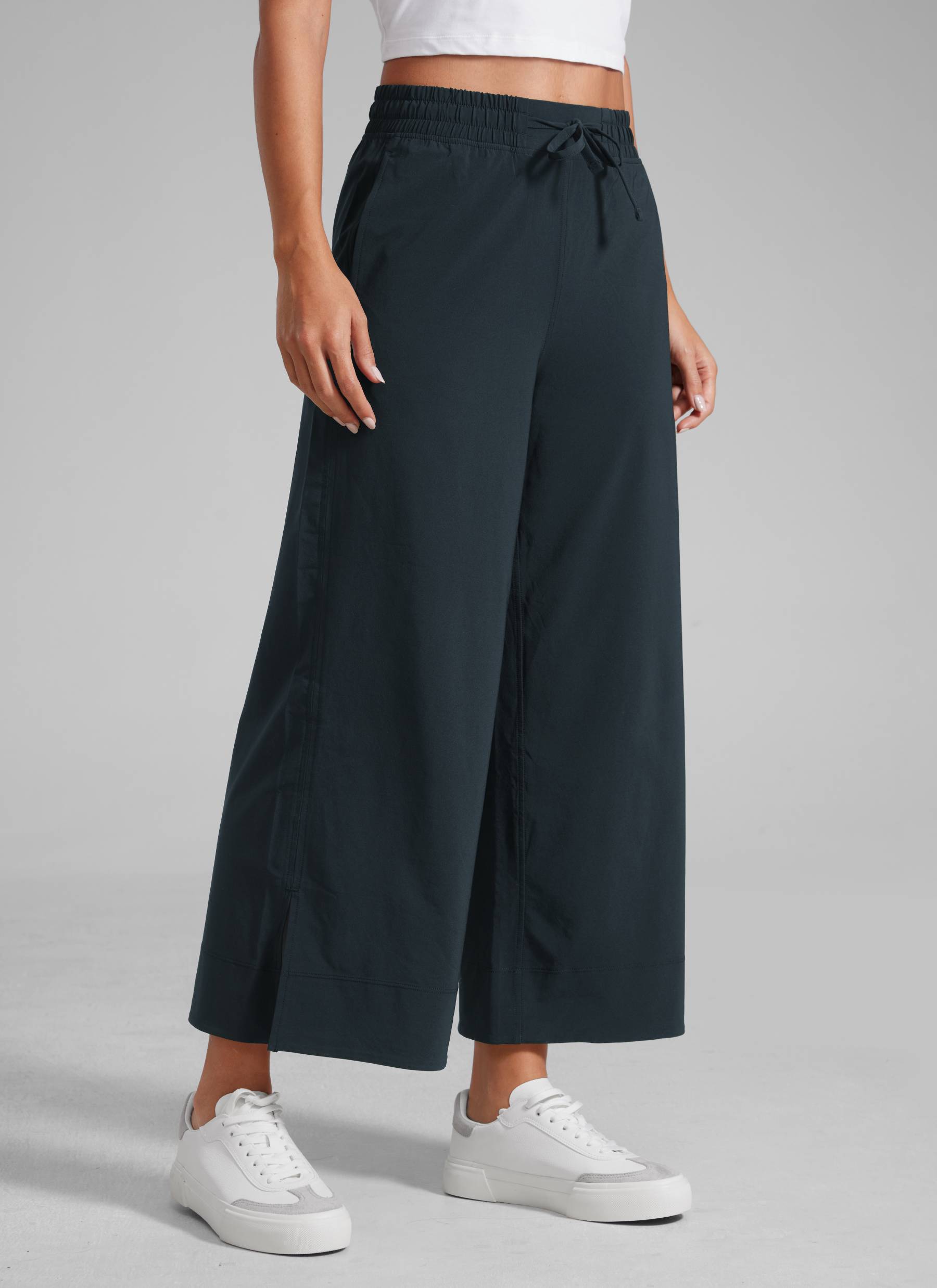 CRZ YOGA Women's  Causal High Waisted Wide Leg Pockets Pants 25'' True Navy @model_info:L