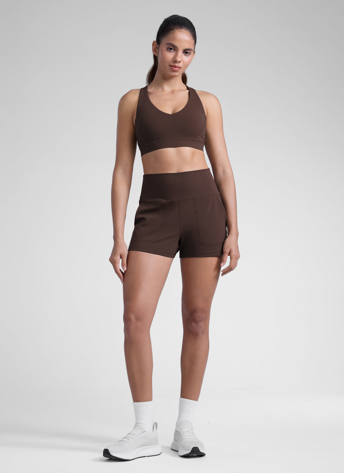 CRZ YOGA Butterlift shorts med høyt liv og lommer uten fôr for kvinner Hot Fudge Brown @model_info:Dany