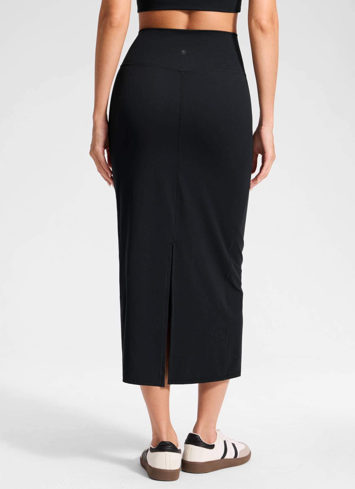 CRZ YOGA Dame Butterlift High Rise Slim Fit Maxi-blyantskjørt Svart @model_info:Anna