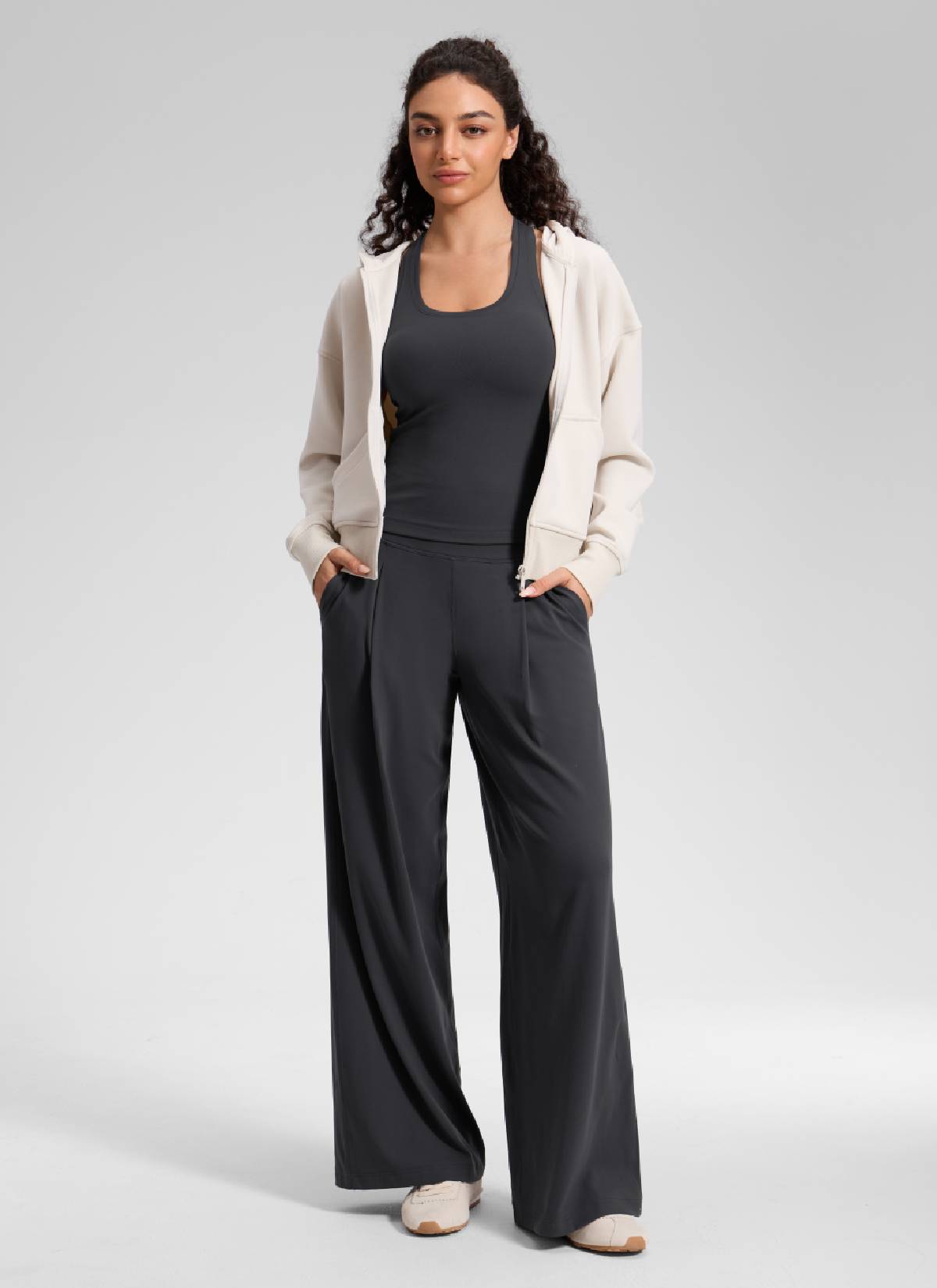 Pantalón informal de pernera ancha con bolsillos y talle alto Butterluxe para mujer CRZ YOGA de 76 cm