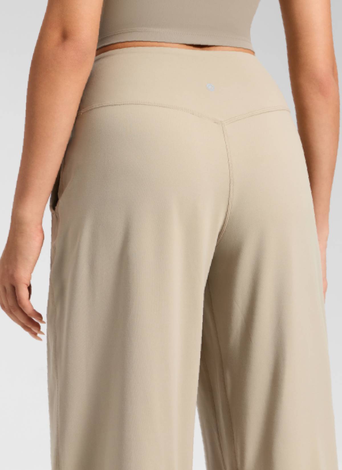 Pantalón informal de pernera ancha con bolsillos y talle alto Butterluxe para mujer CRZ YOGA de 76 cm