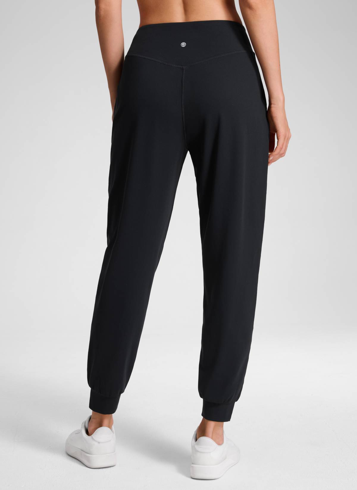 CRZ YOGA Naisten Butterluxe Yoga korkeavyötäröiset ja taskulliset jogger-housut, pituus 71 cm
