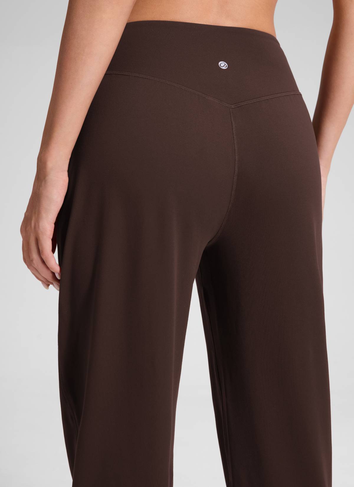 CRZ YOGA Naisten Butterluxe Yoga korkeavyötäröiset ja taskulliset jogger-housut, pituus 71 cm