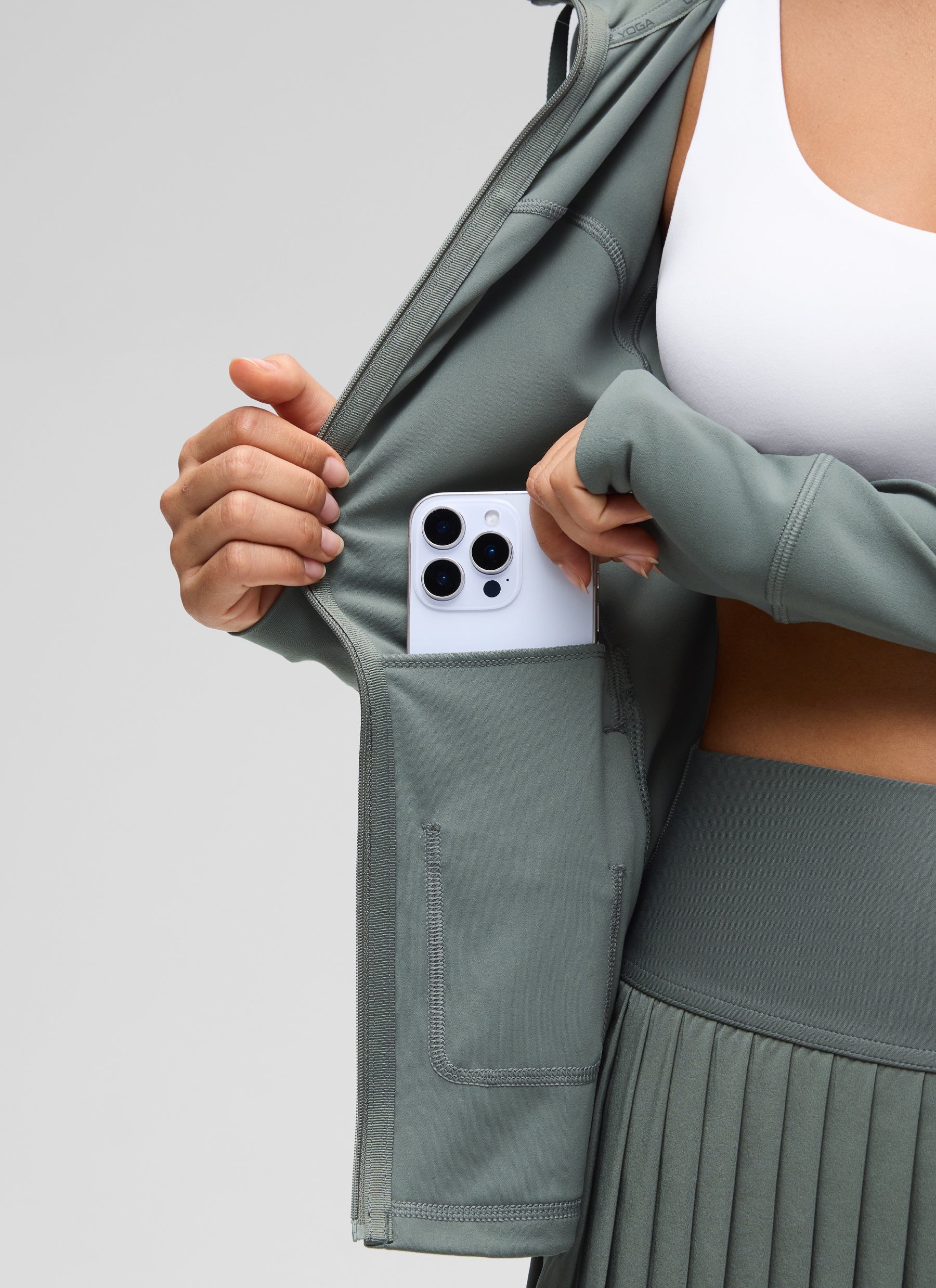 CRZ YOGA Sweat-à-capuche zippé femme Butterluxe Slim Fit avec poches Gris Sauge