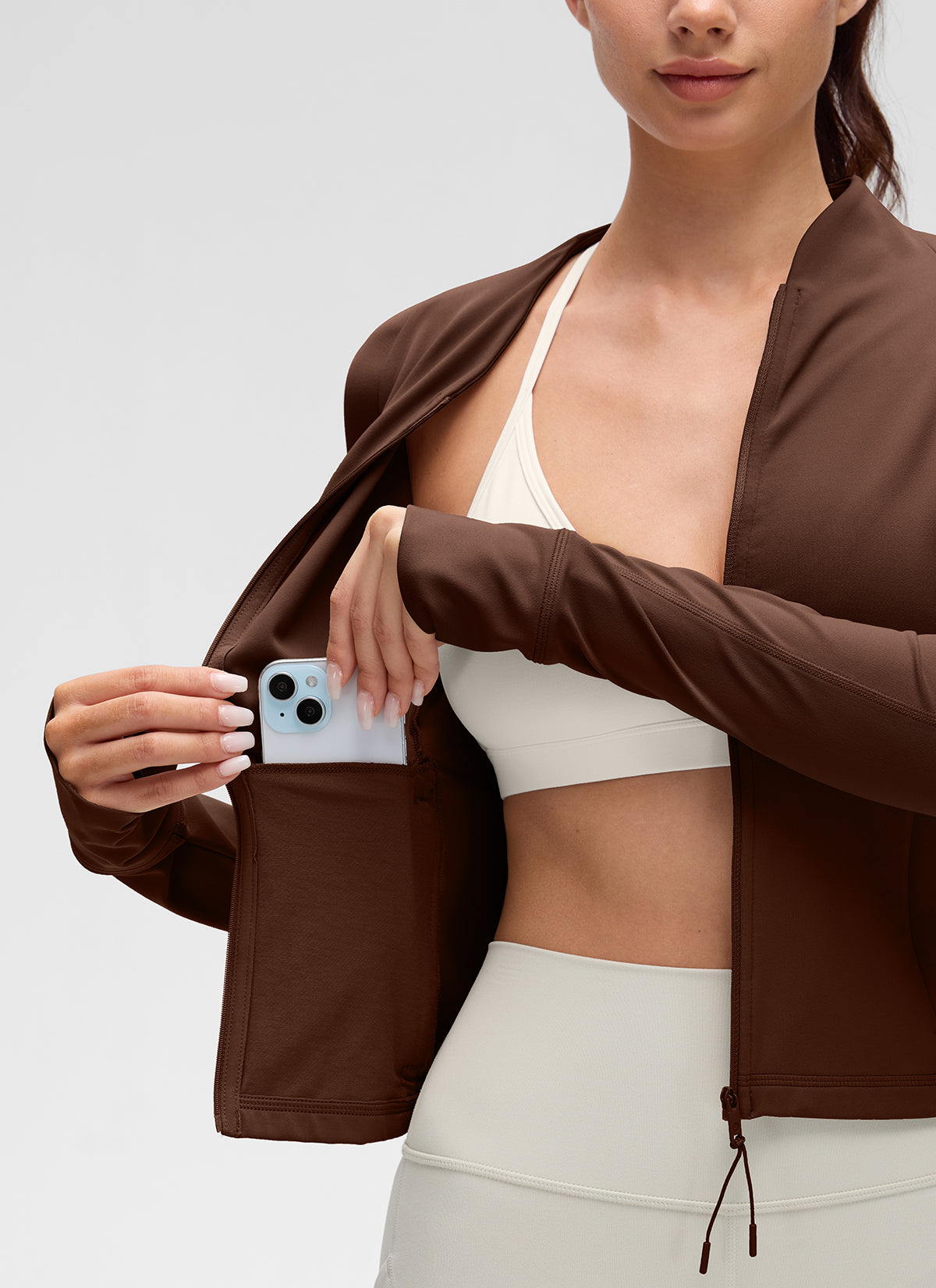 Chaqueta Butterluxe casual con cuello en V, largo hasta la cintura y bolsillos para mujer CRZ YOGA, Marrón Lava