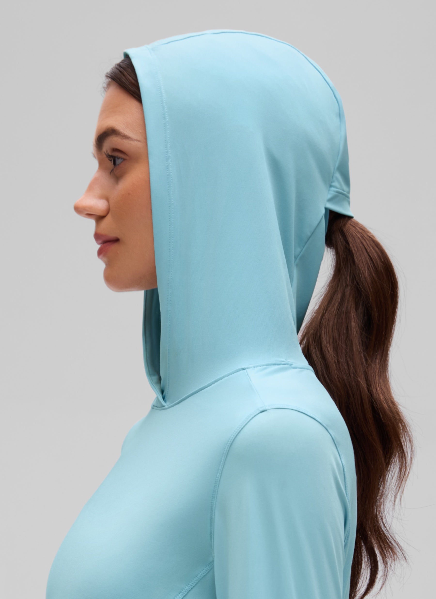 CRZ YOGA Women's UPF 50+ Long Sleeve Sun Hoodie Light Blue @model_info:G