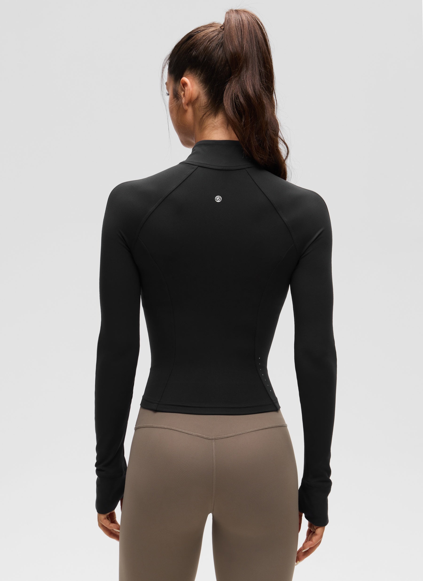 Chaqueta corta con cremallera completa y bolsillos Butterluxe para mujer CRZ YOGA Black