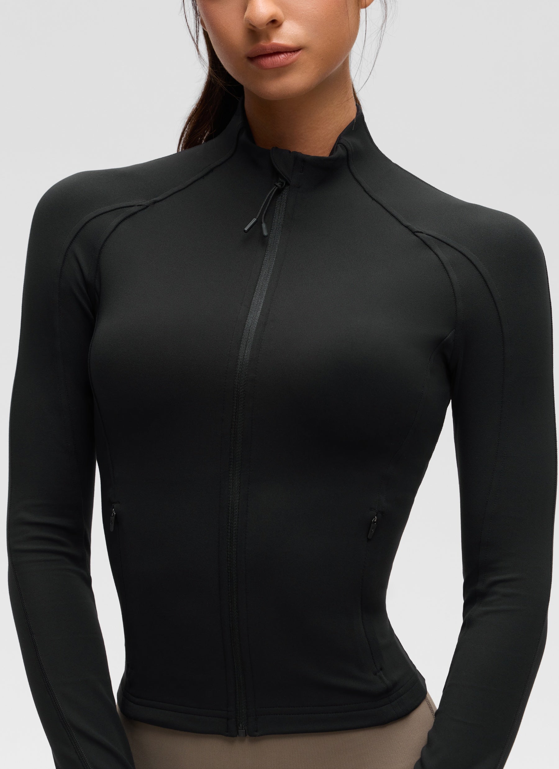 Chaqueta corta con cremallera completa y bolsillos Butterluxe para mujer CRZ YOGA Black