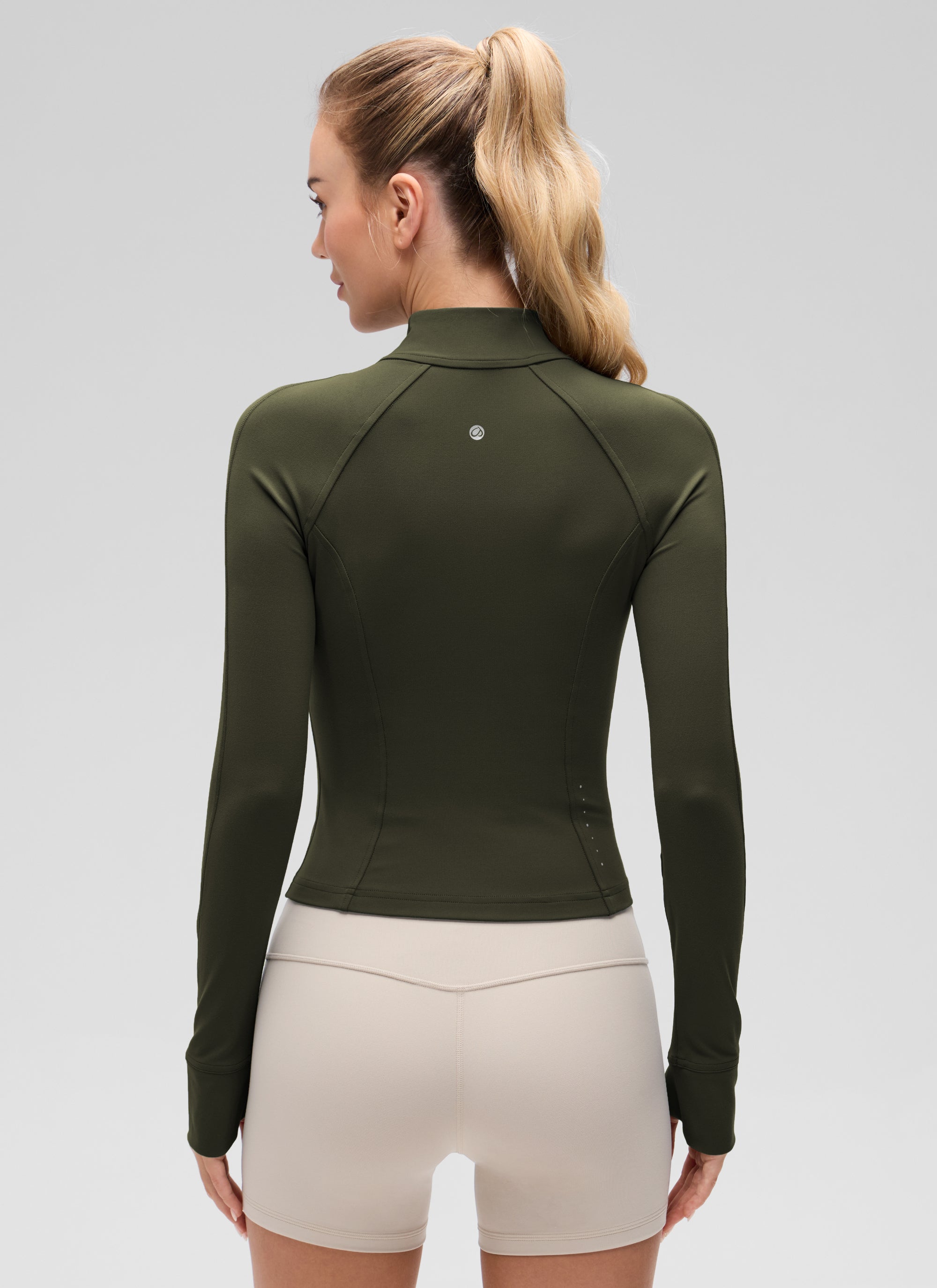 Chaqueta corta con cremallera completa y bolsillos Butterluxe para mujer CRZ YOGA Olive Green