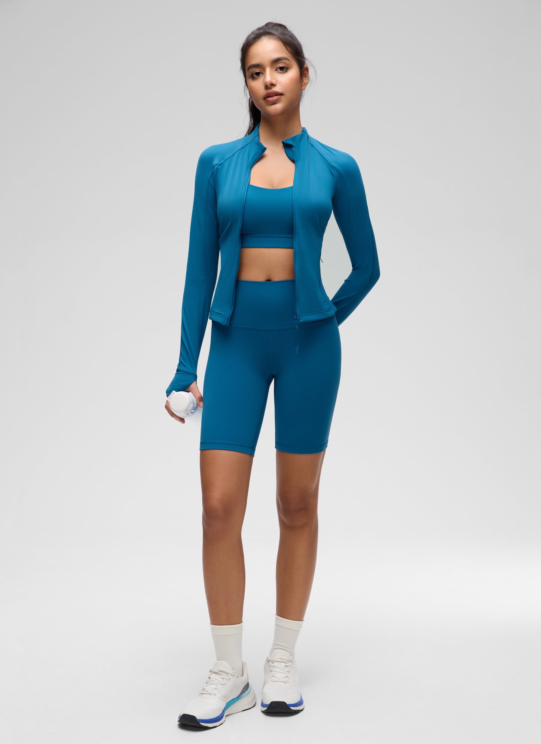 Chaqueta corta con cremallera completa y bolsillos Butterluxe para mujer CRZ YOGA Super-sonic Blue