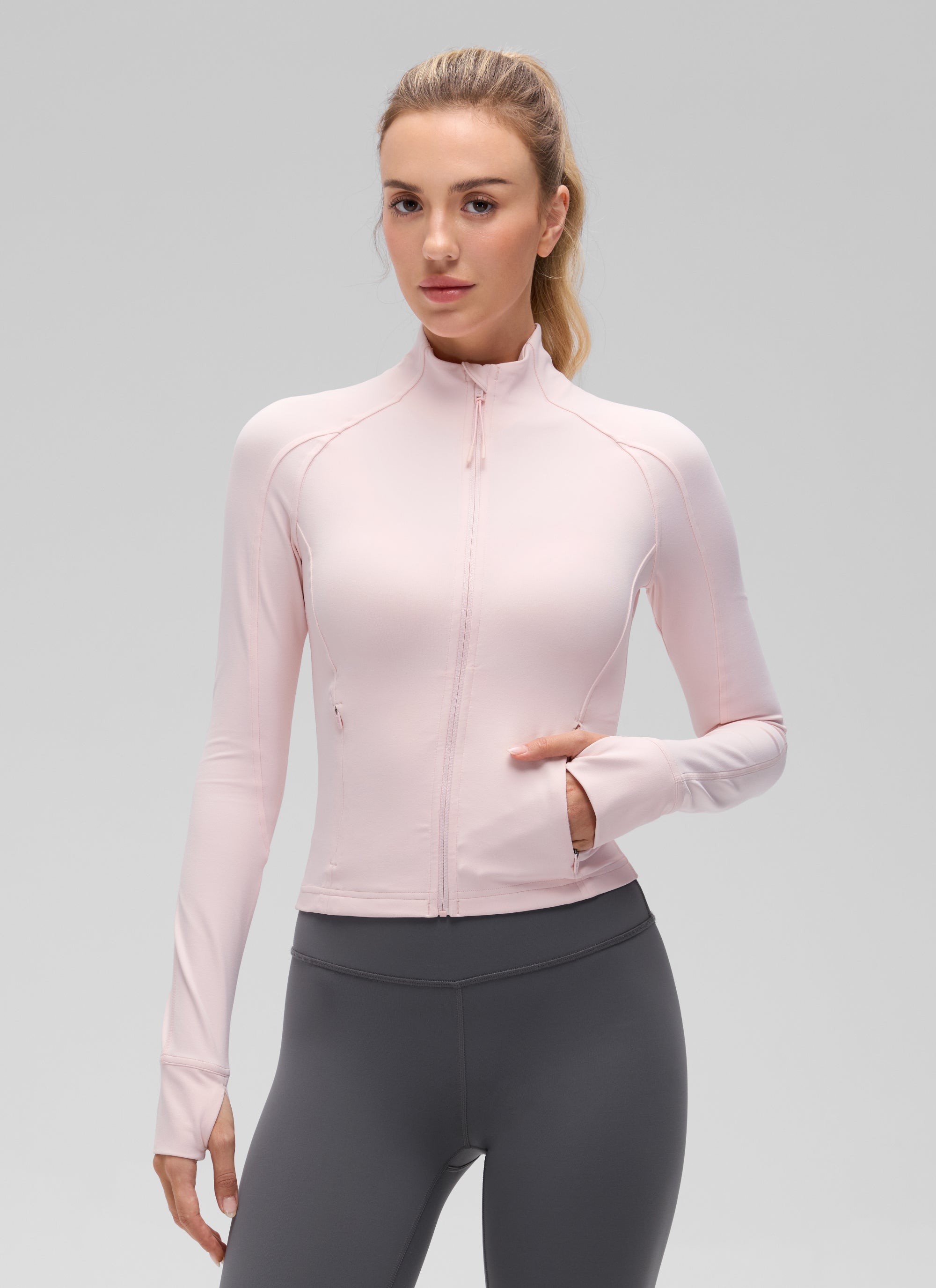 CRZ YOGA Chaqueta corta Butterluxe de abrigo con bolsillos y cremallera completa para mujer, rosa fresa