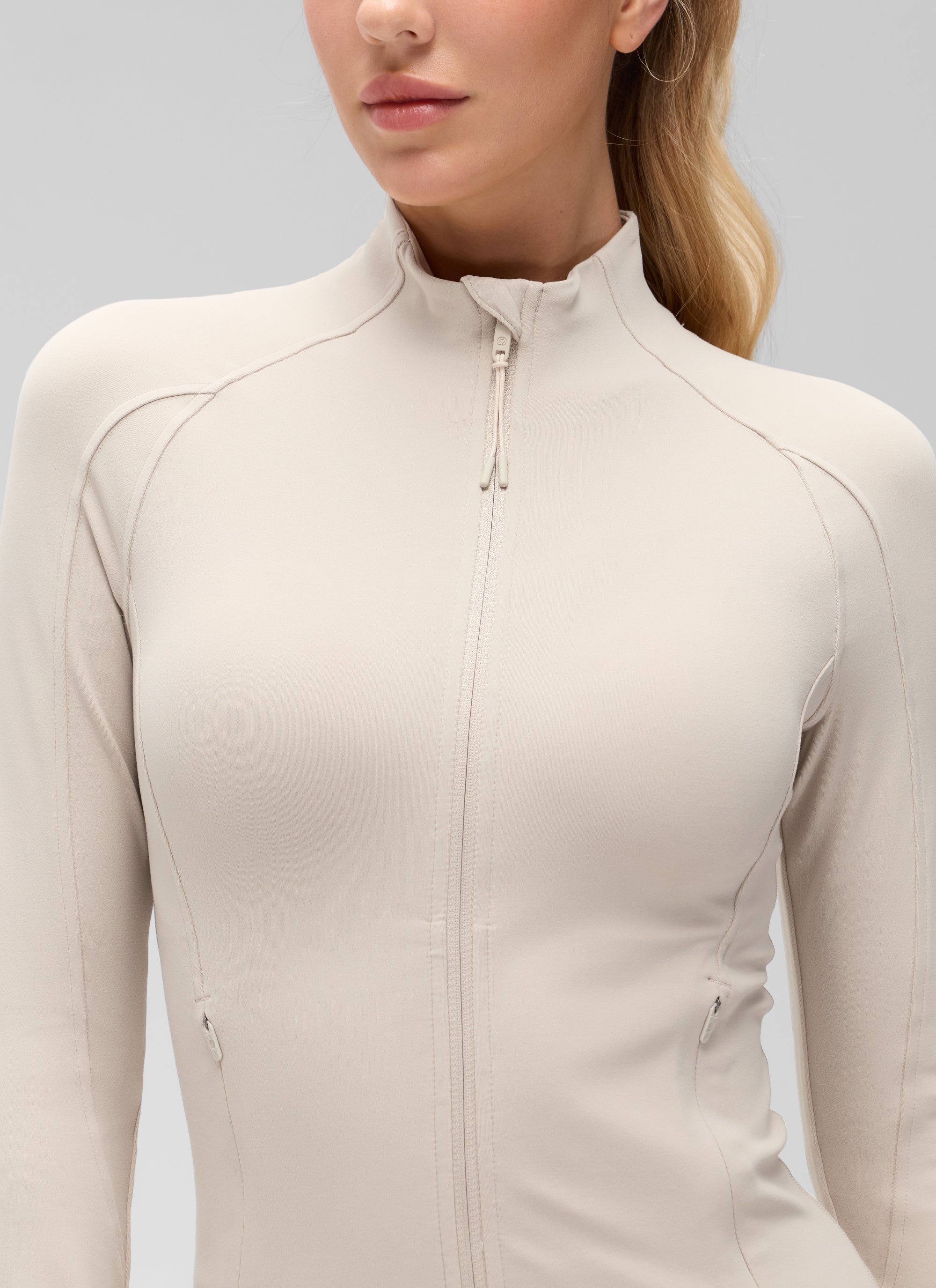 Chaqueta corta con cremallera completa y bolsillos Butterluxe para mujer CRZ YOGA Mojave Tan