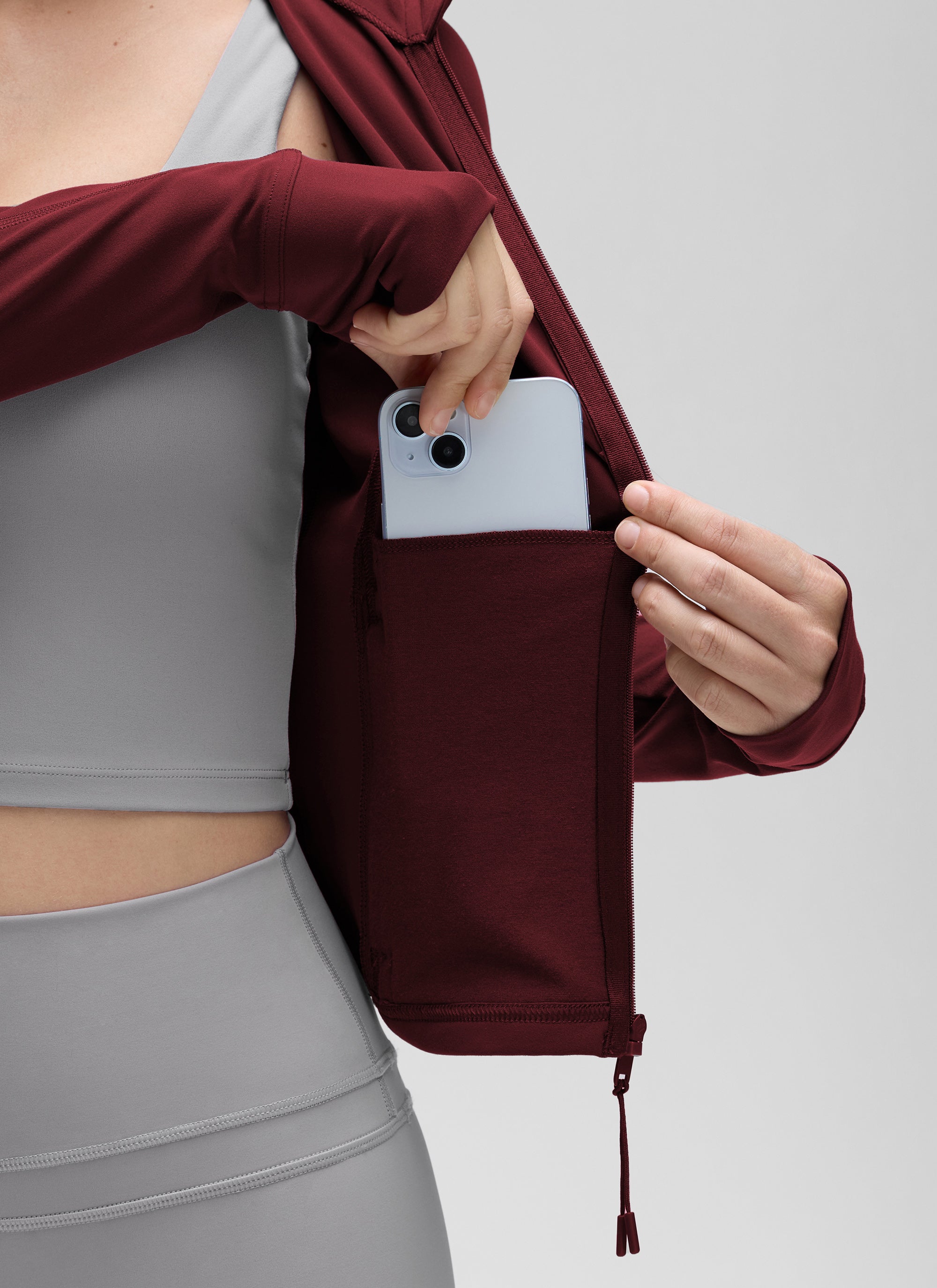 Chaqueta corta con cremallera completa y bolsillos Butterluxe para mujer CRZ YOGA Red Merlot