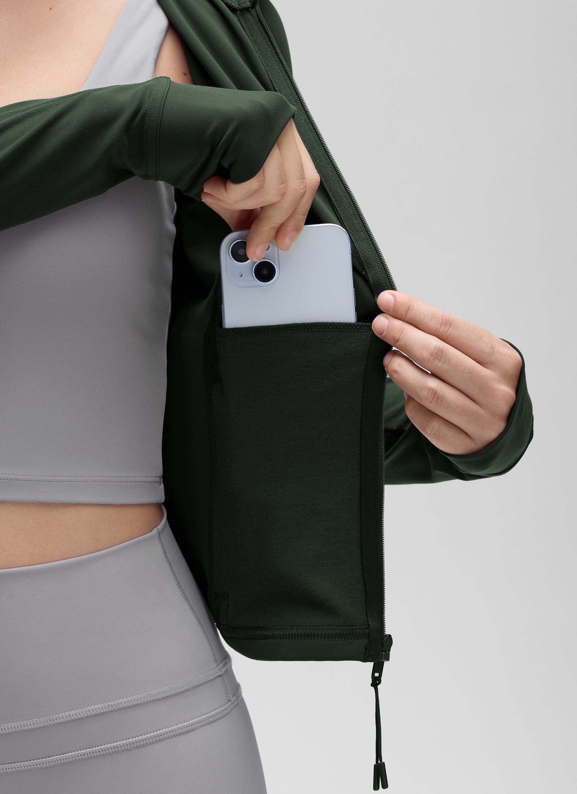 Chaqueta corta con cremallera completa y bolsillos Butterluxe para mujer CRZ YOGA Legend Green